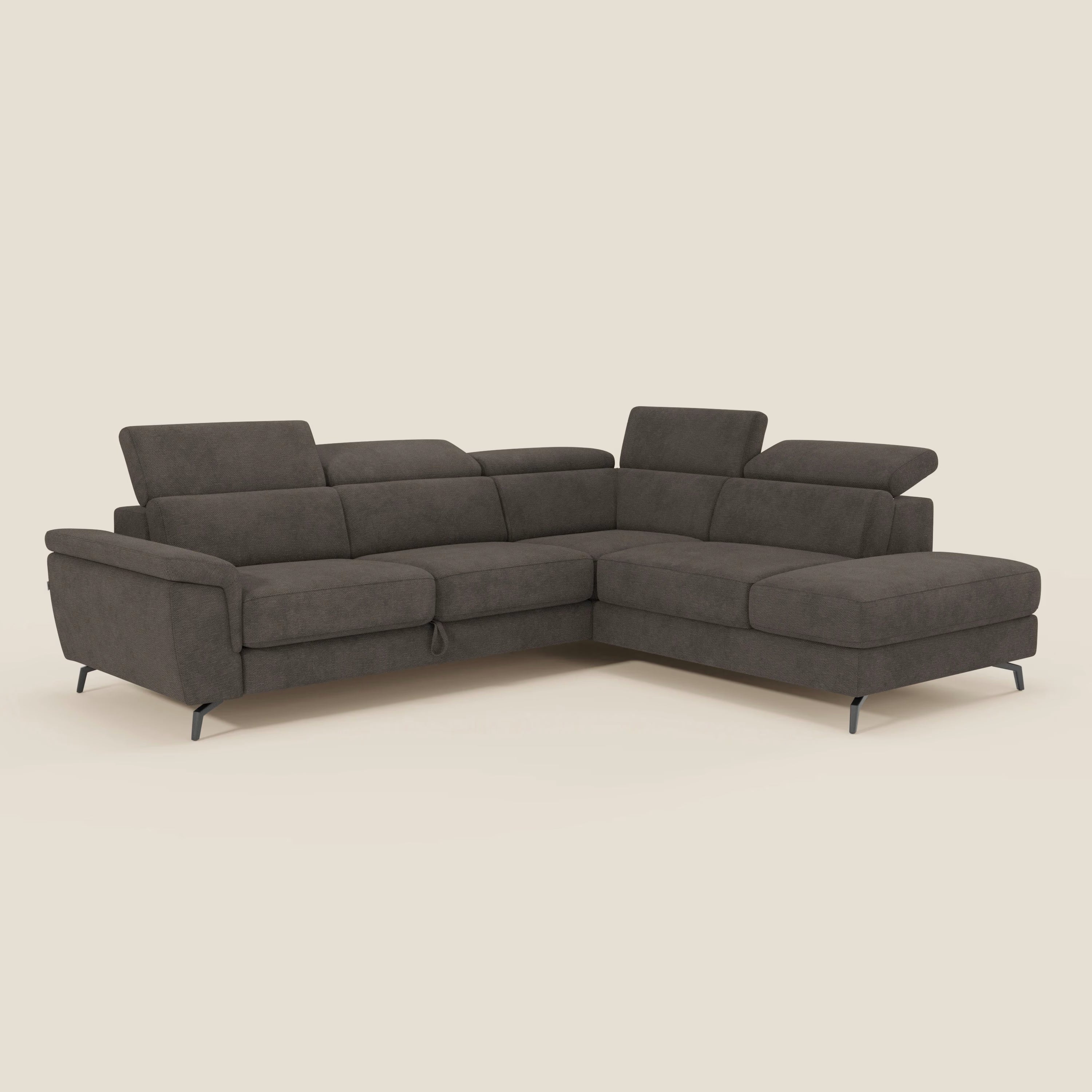 Estro Ecksofa mit Ausziehfunktion – verstellbare Kopfstützen aus wasserfestem Stoff T14 braun