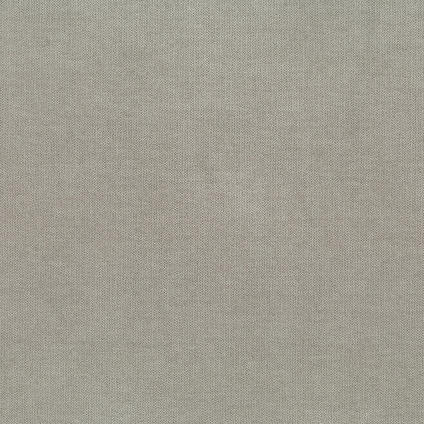 Primo piano del Velluto cuscini quadrati in velluto impermeabile beige di Divani.Store: trama liscia e fine, superficie uniforme, perfetta per un cuscino 45x45 cm, con fili uniformemente distanziati e nessun difetto visibile.
