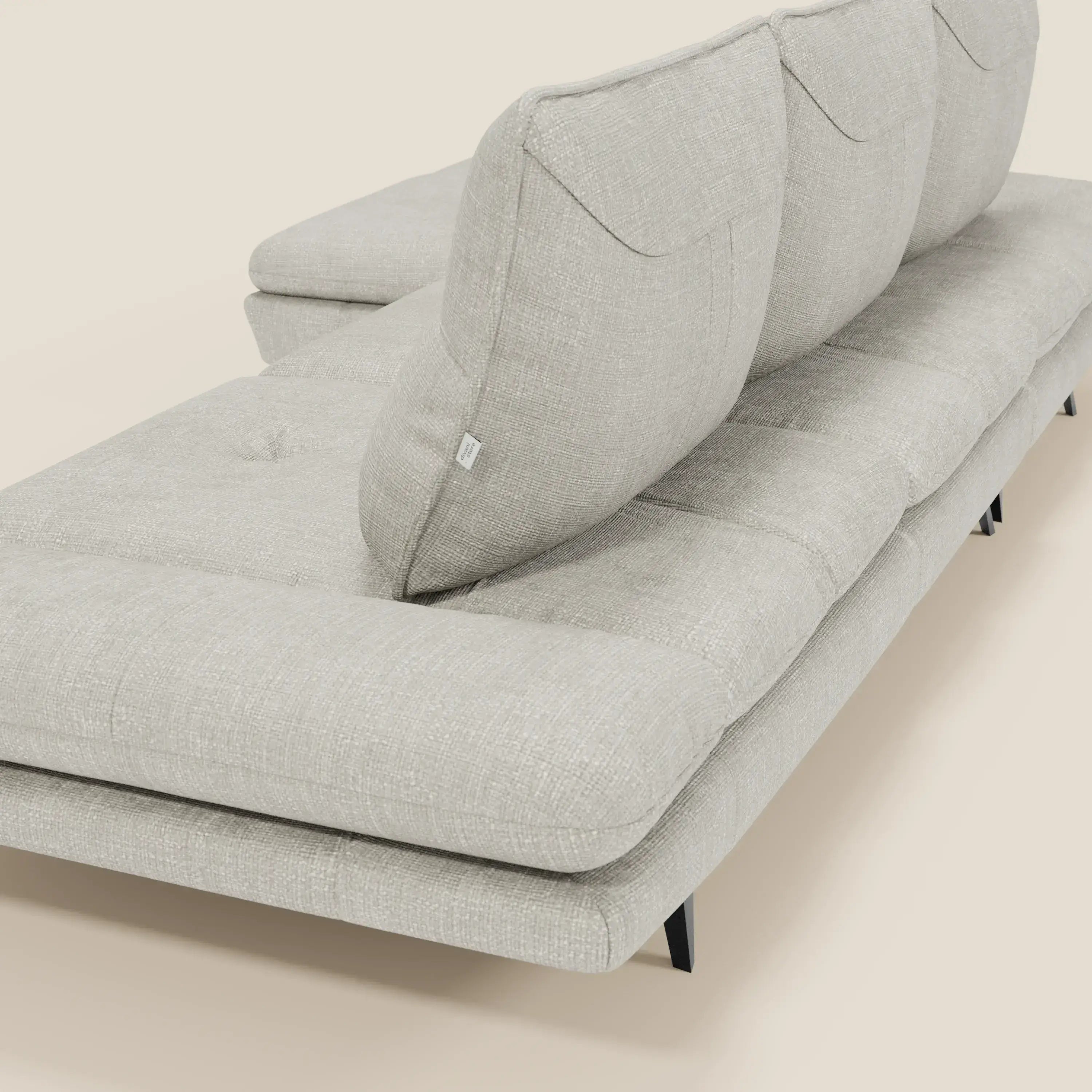 Ardex Divano con penisola - schienali traslanti e braccioli regolabili in elegante tessuto impermeabile T06 grigio chiaro