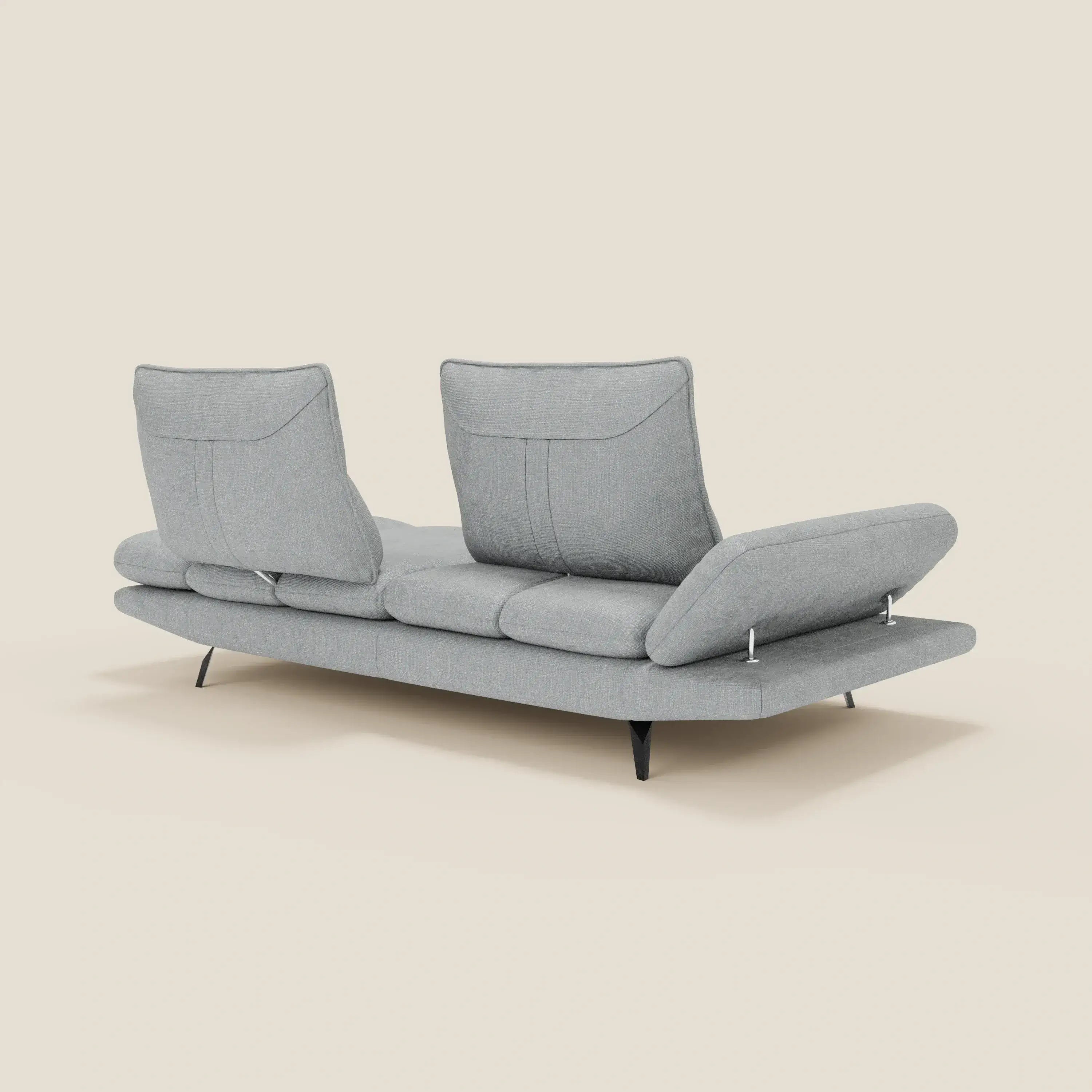 Ardex Divano 3 posti con schienali traslanti e braccioli regolabili in morbido tessuto impermeabile T06 ghiaccio