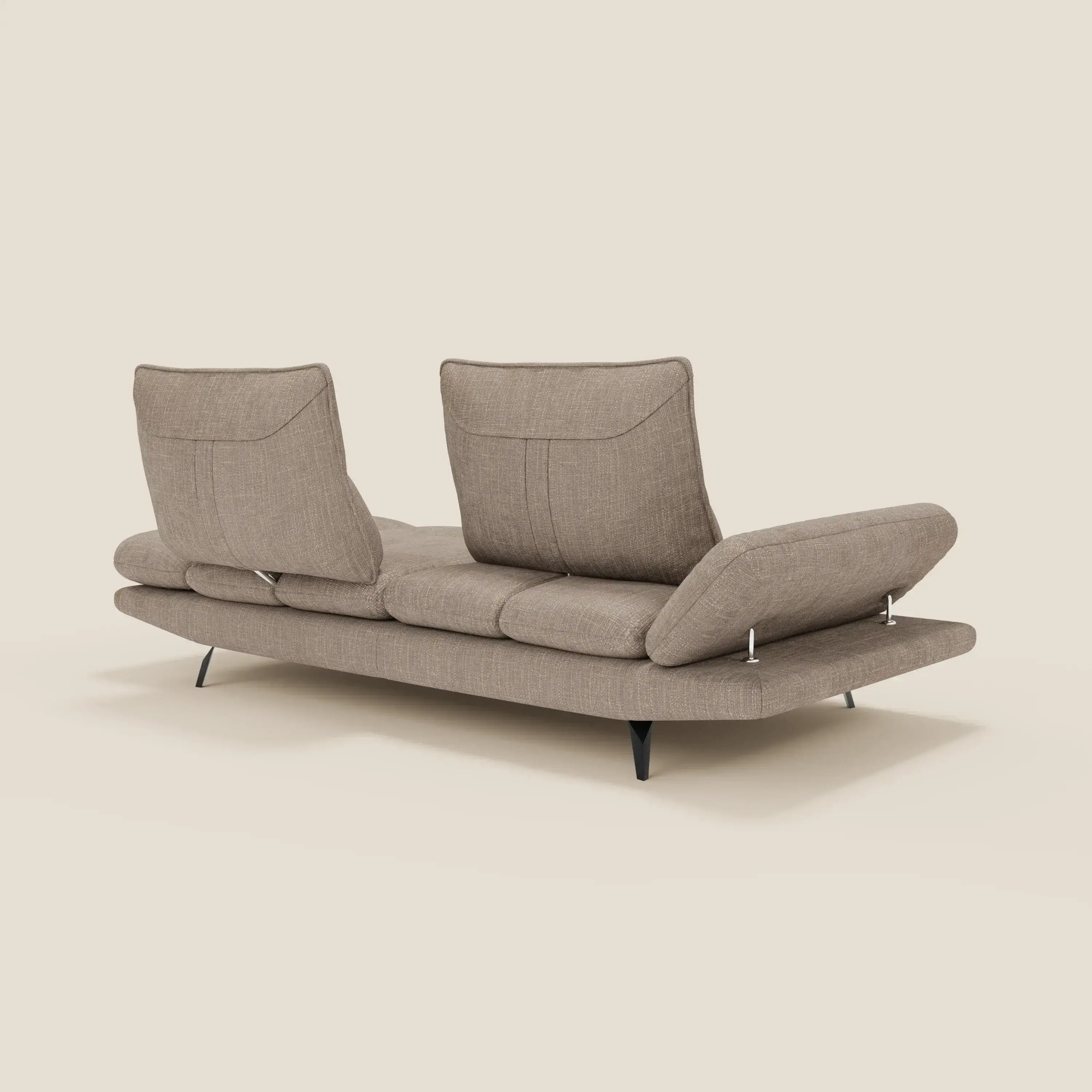 Ardex Divano 3 posti con schienali traslanti e braccioli regolabili in morbido tessuto impermeabile T06 tortora