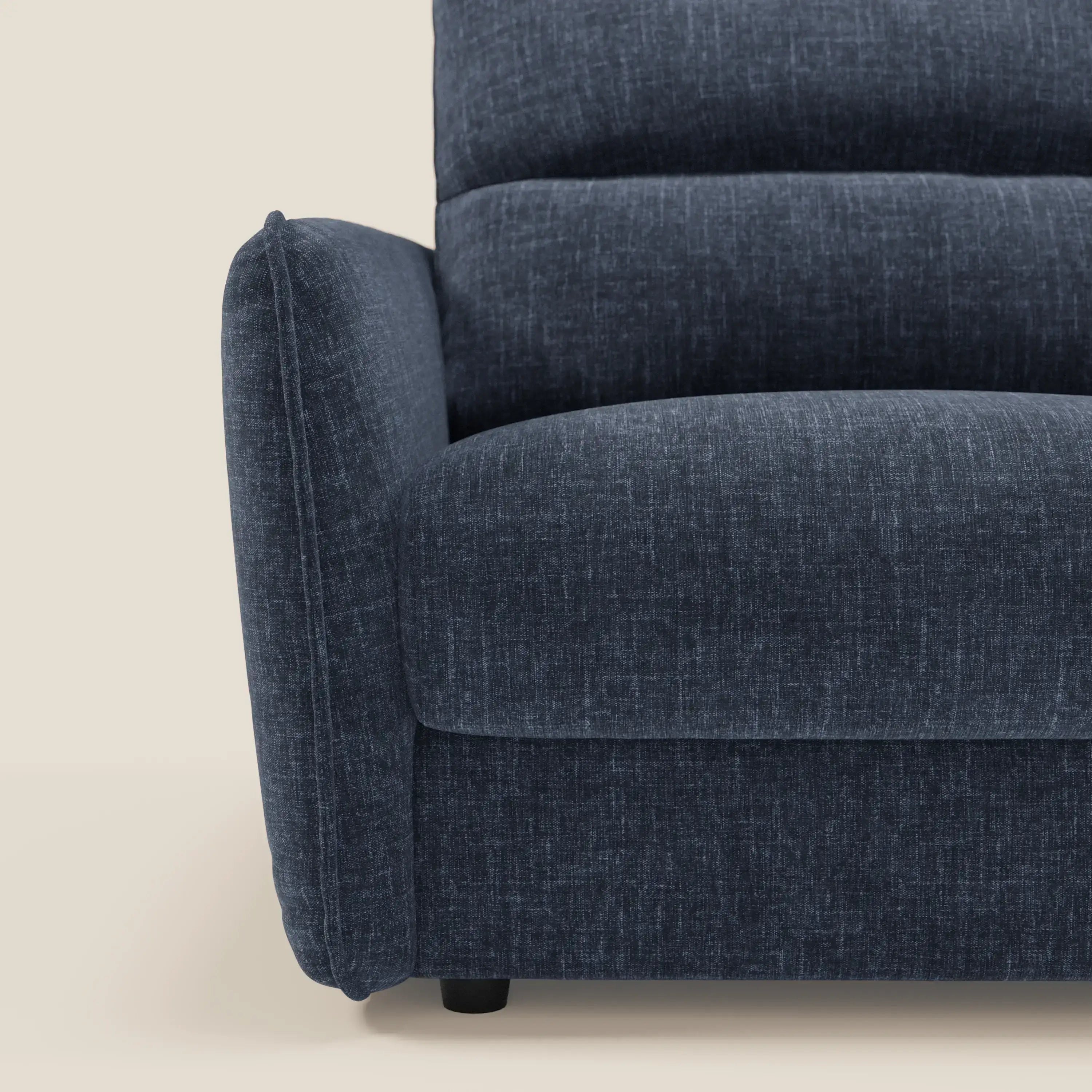 Elios Divano letto con morbidi cuscini spalliera in tessuto smacchiabile T24 blu notte