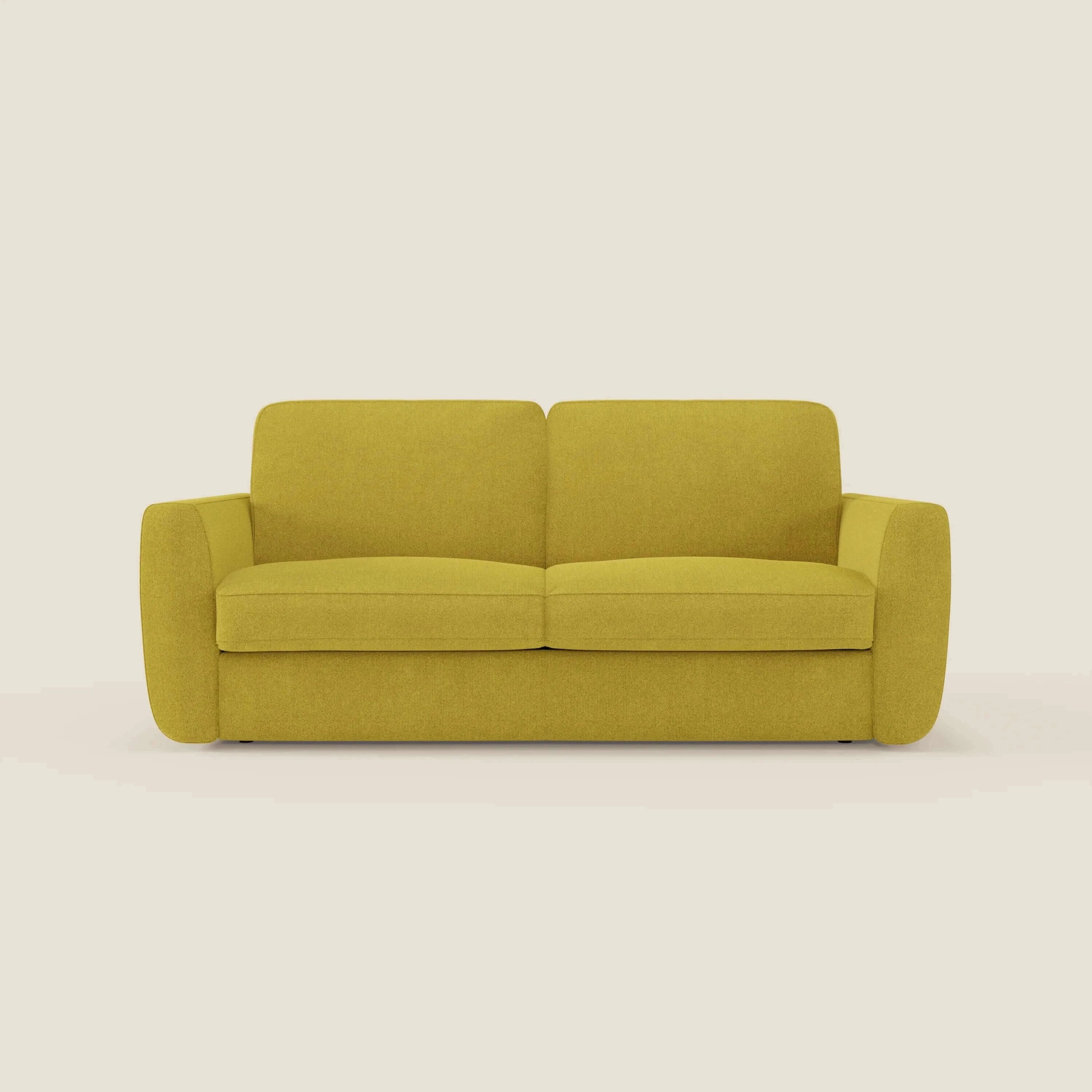 Il divano letto sfoderabile Leonida di Divani.Store è caratterizzato da cuscini in tessuto morbido, braccioli arrotondati e un tessuto dalla suola gialla T23. Include un materasso H18 cm ad alta densità e un pratico vano portaguanciali per garantire comodità e praticità.