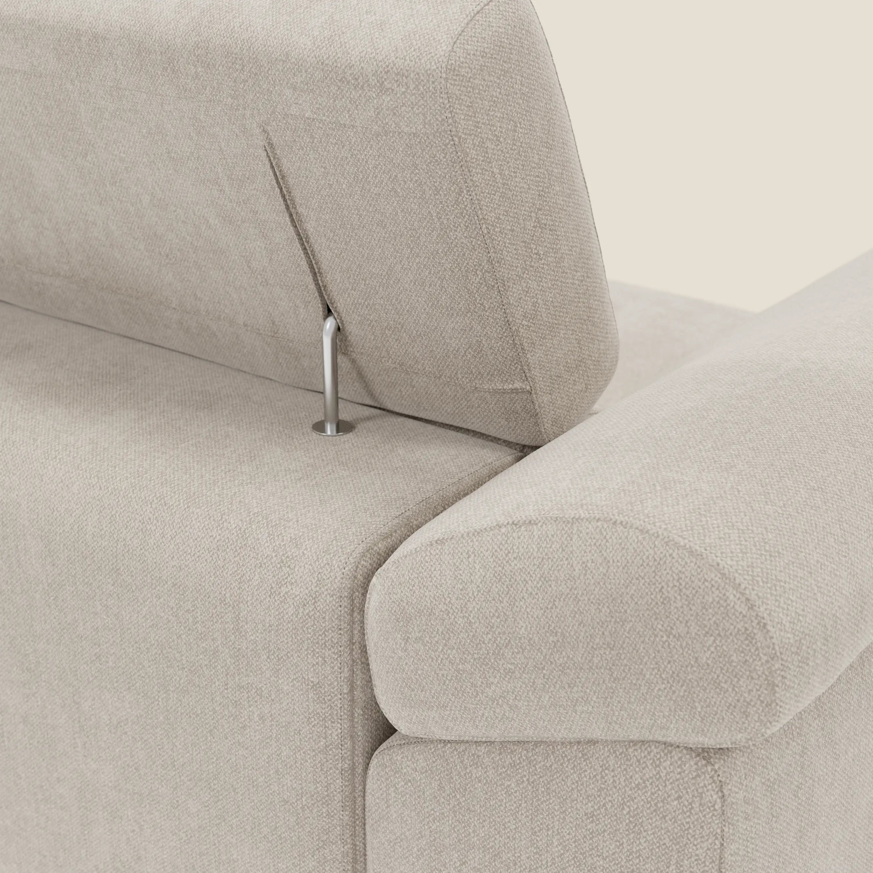 Donatello Ecksofa mit verschiebbaren Sitzen, Armlehnen mit Stauraum und Kopfstütze aus weichem, abwaschbarem Stoff T23 creme