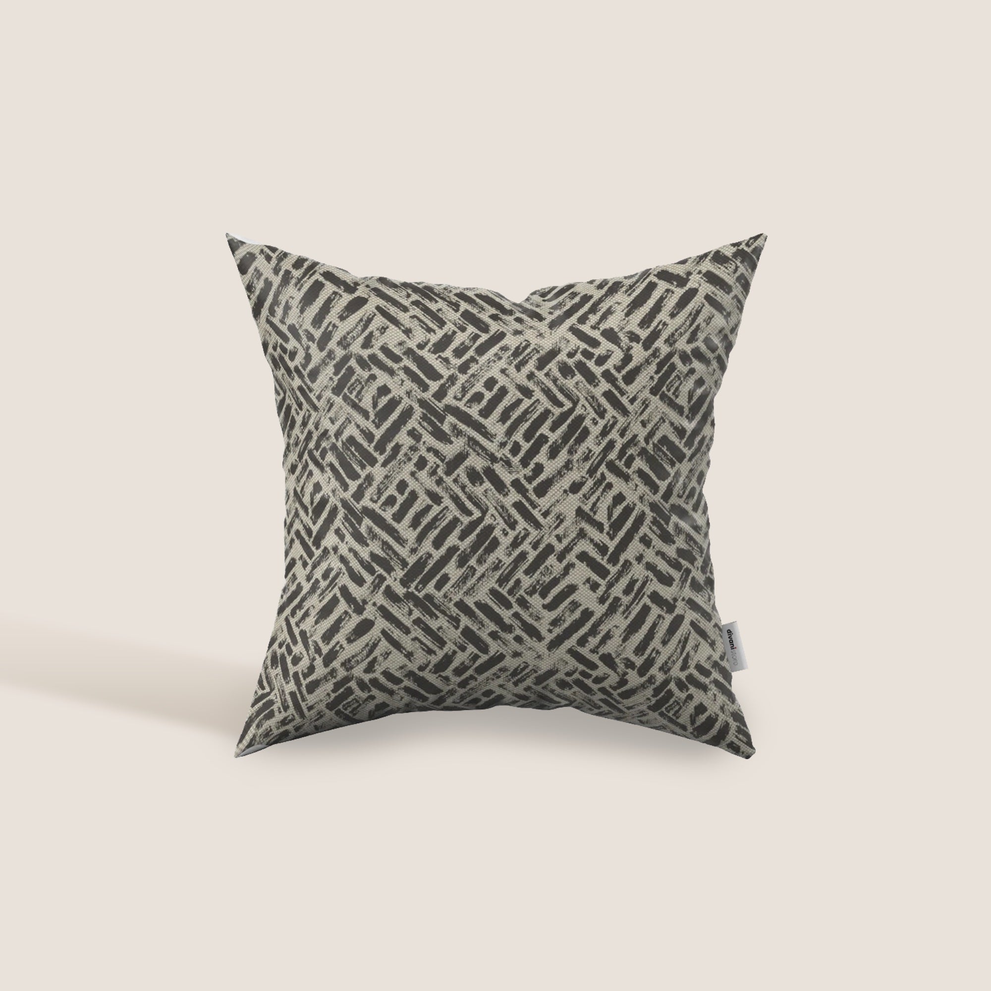 Brick cuscino geometrico disponibile in diversi colori realizzato in tessuto Idrorepellente - divani.store