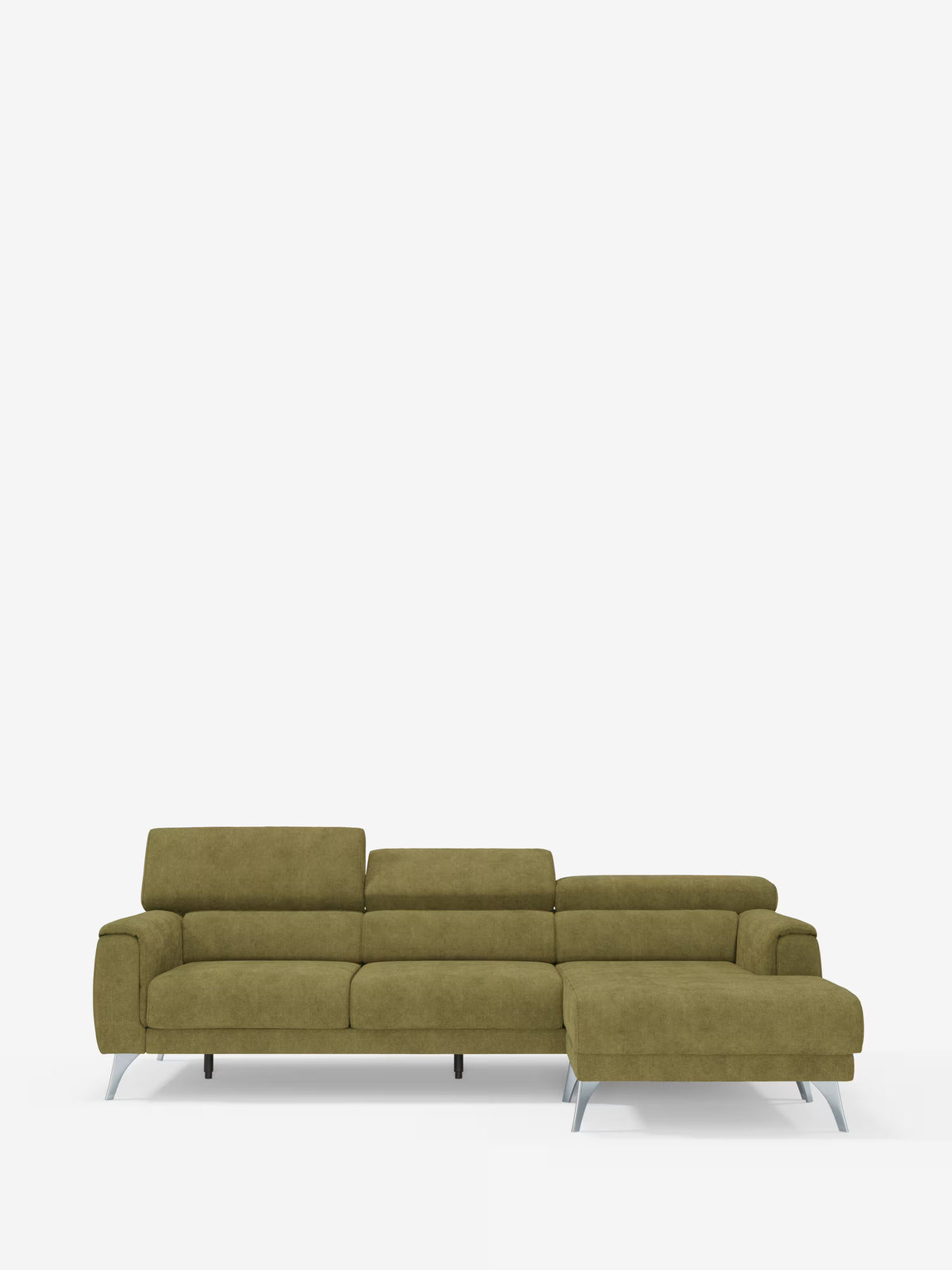 Divano angolare Caravaggio con penisola e sedute scorrevoli in tessuto smacchiabile T31 di Divani.Store, caratterizzato da una tonalità verde oliva, poggiatesta regolabili, una chaise longue orientata a destra, un design minimalista e sottili gambe in metallo, il tutto su uno sfondo bianco a tinta unita.
