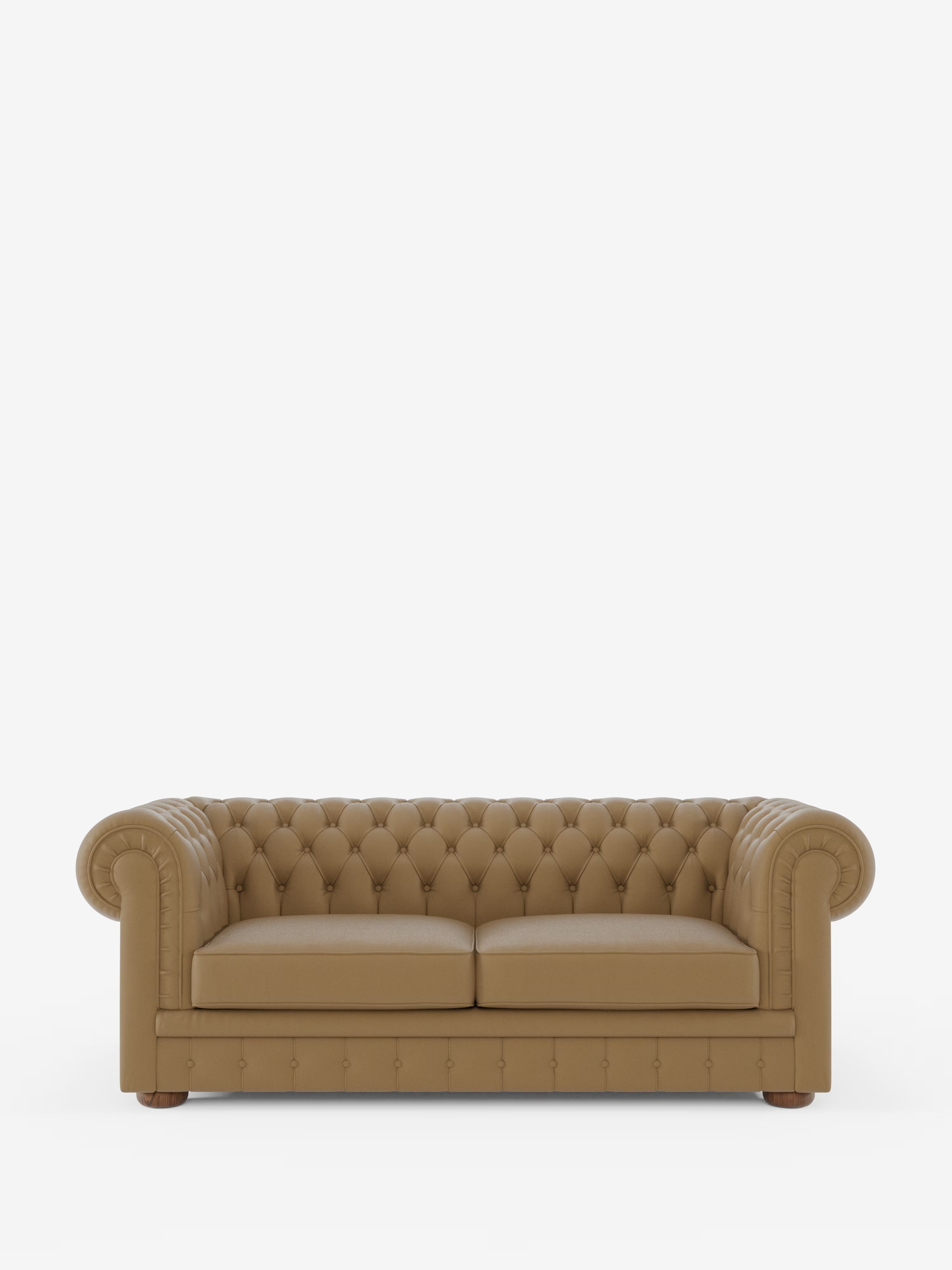 Un divano Chesterfield in vera pelle spessorata, nei modelli a 2 e 3 posti, realizzato da Divani.Store, è raffigurato su uno sfondo bianco. Questo divano artigianale Made in Italy presenta una profonda trapuntatura a bottoni, braccioli arrotondati, due cuscini di seduta, gambe corte in legno e un design classico ed elegante.