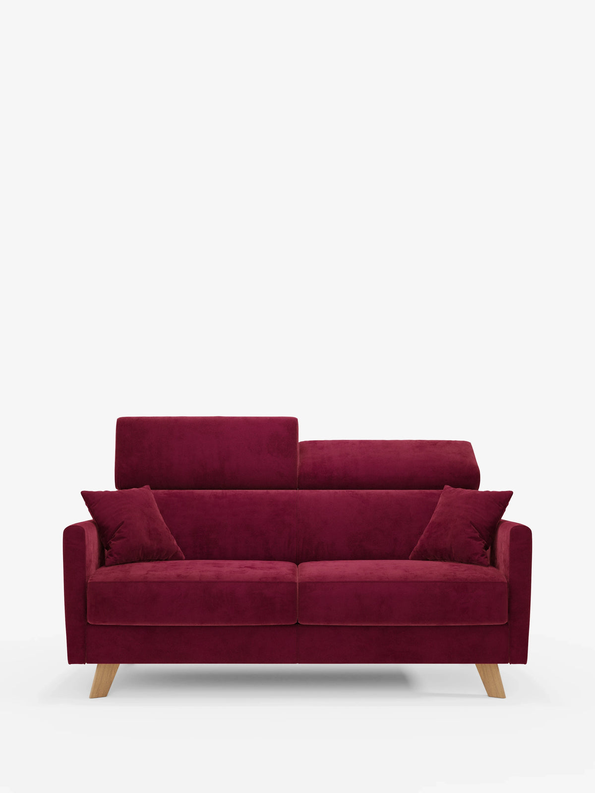 Su uno sfondo bianco semplice spicca il divano letto Francy con poggiatesta regolabili di Divani.Store, un moderno divano a tre posti in velluto rosso intenso, dotato di due cuscini dello schienale abbinati, due cuscini laterali, gambe angolate in legno chiaro e un rivestimento completamente sfoderabile in elegante tessuto T30 antimacchia.