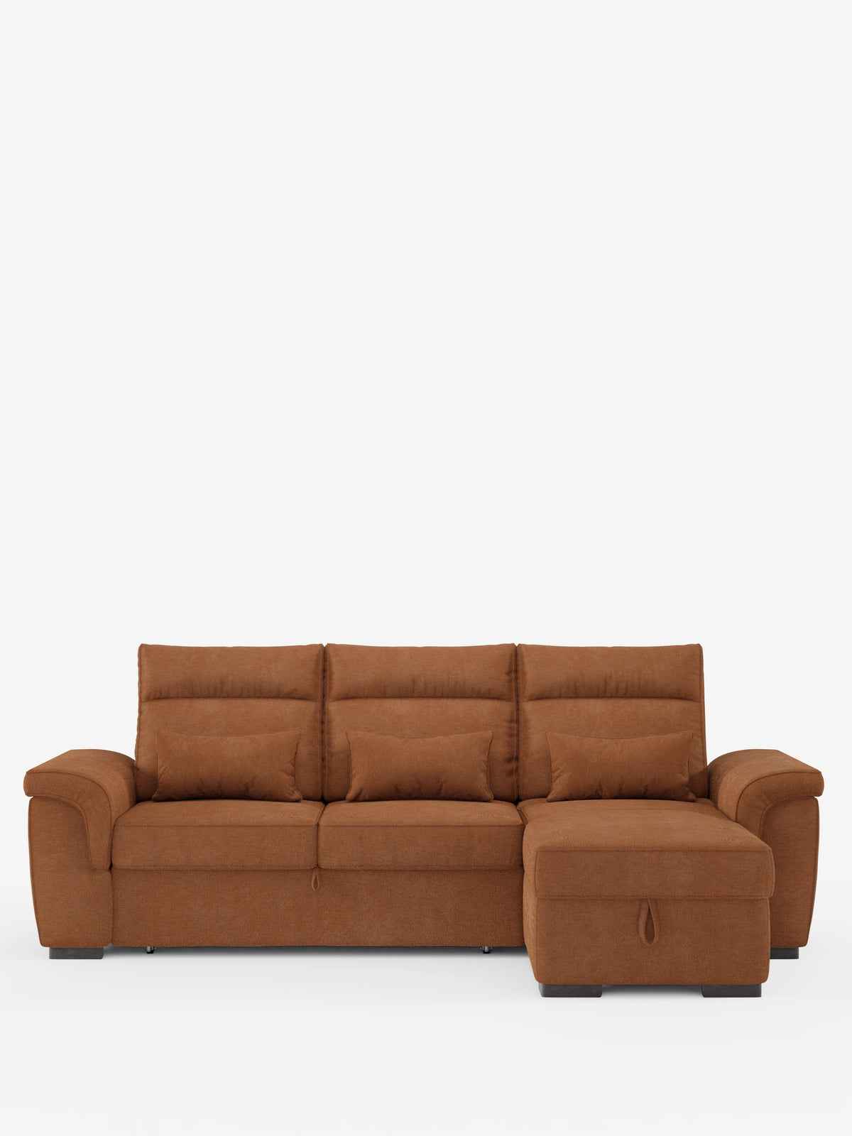 Il divano letto angolare Ischia con schienali scorrevoli, elemento estraibile e penisola contenitore in tessuto smacchiabile misto lino è un divano componibile color marrone chiaro con chaise longue sul lato destro, schienali scorrevoli e tessuto intrecciato dalla trama ruvida.
