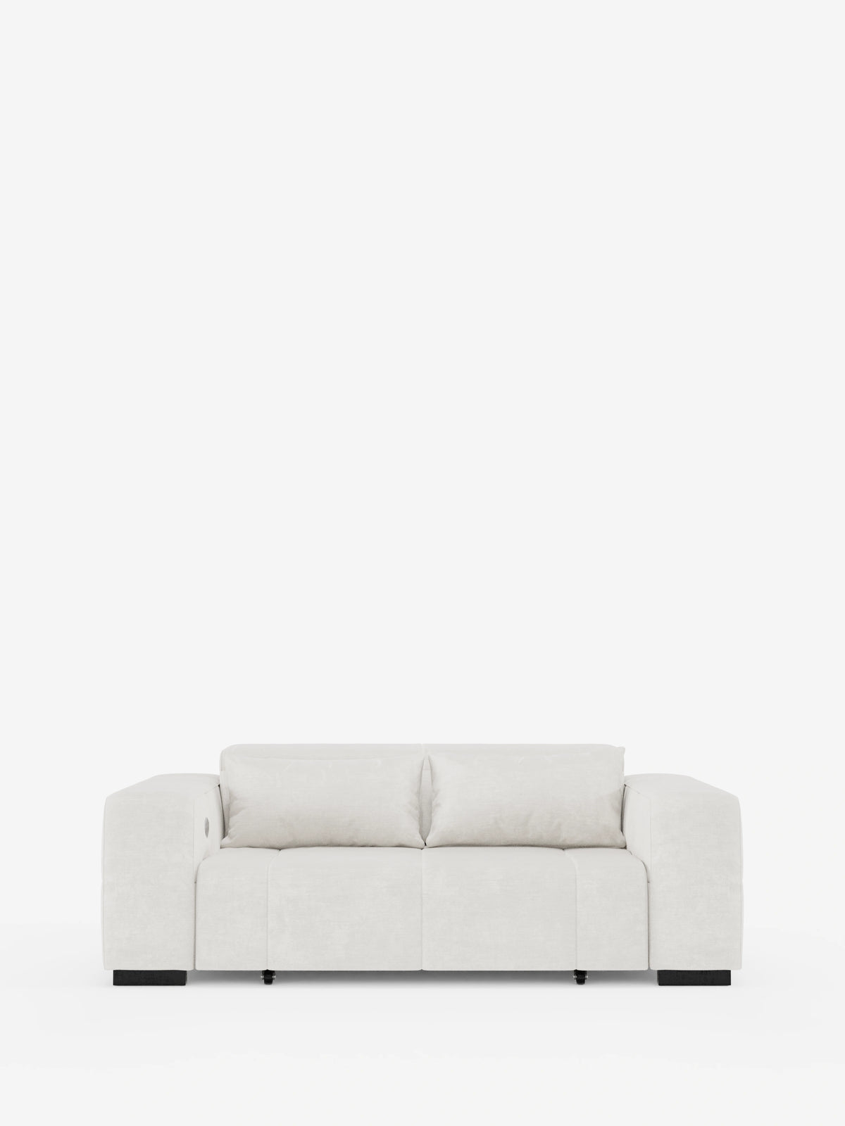Un moderno divano Monarch con funzione relax elettrica di Divani.Store, rivestito in morbido tessuto T31 resistente alle macchie, caratterizzato da ampi braccioli e due cuscini di seduta. Posizionato su uno sfondo bianco a tinta unita, questo divano dalle linee pulite e minimaliste è impreziosito da piedini neri leggermente visibili alla base. Il design include sedute estensibili elettricamente e un poggiatesta reclinabile per un comfort ancora maggiore.