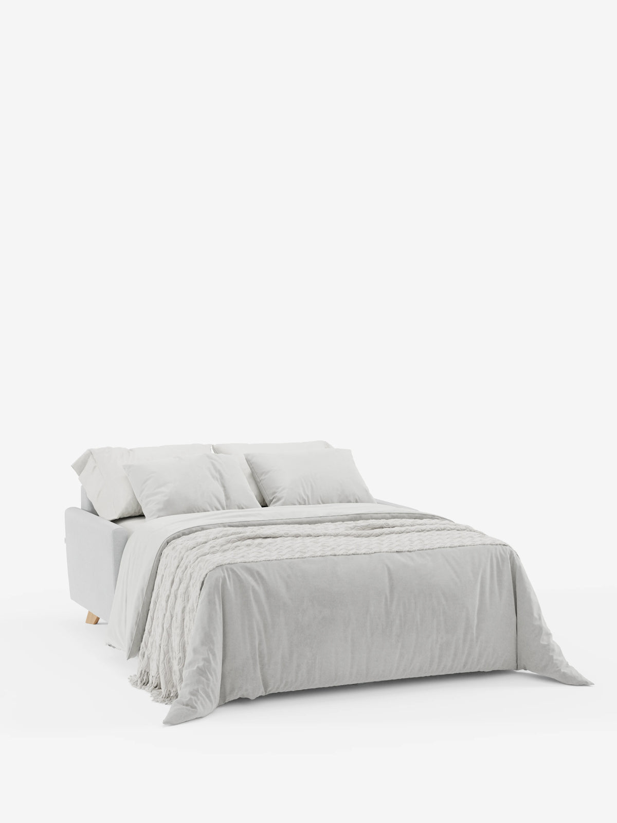 Un letto elegante caratterizzato da una testiera e una base imbottite in grigio chiaro, rivestito con biancheria da letto grigia abbinata, con una coperta testurizzata ai piedi del letto e quattro cuscini disposti con cura su uno sfondo bianco: ideale per chi ama lo stile moderno. Questo elemento versatile si abbina perfettamente ad arredi contemporanei come il divano letto Francy con poggiatesta regolabili di Divani.Store, rivestito al 100% con tessuto T30 elegante e resistente alle macchie.