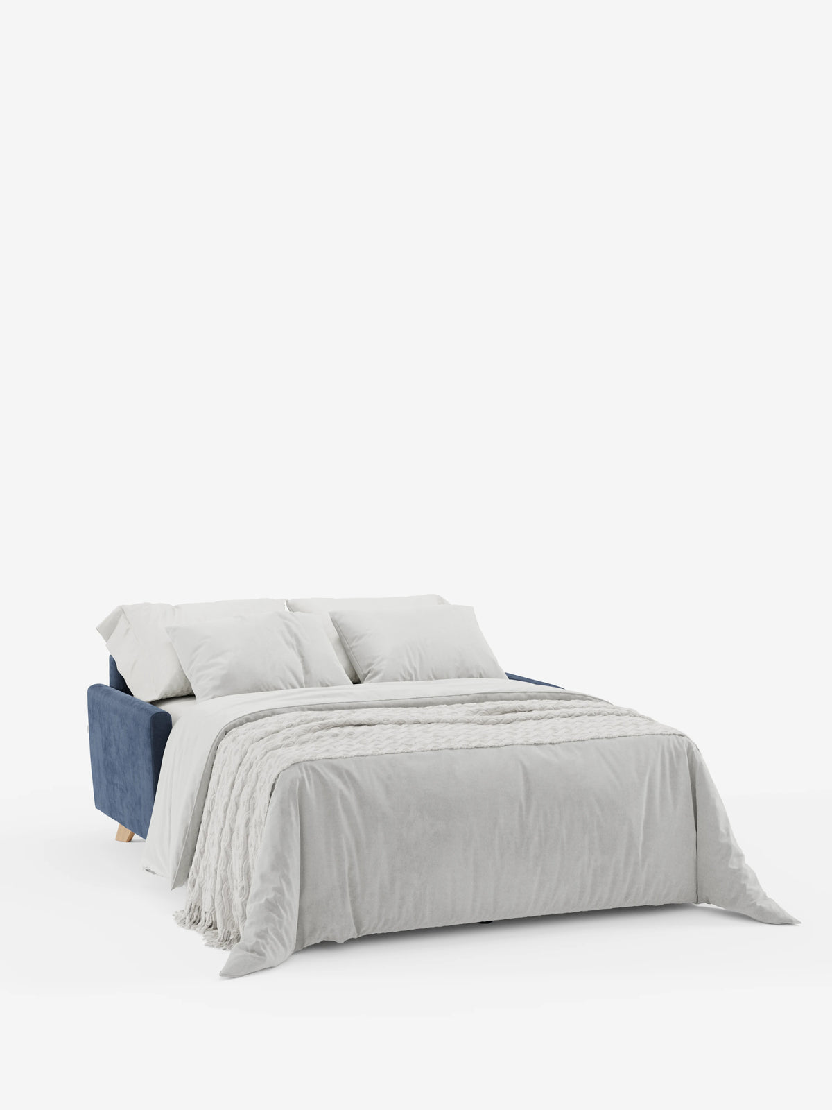 Il divano letto Francy con poggiatesta regolabili di Divani.Store, sfoderabile al 100% e rivestito in elegante tessuto T30 antimacchia, è qui presentato in blu. Il divano letto è aperto e presenta biancheria da letto bianca, una coperta bianca testurizzata e due cuscini bianchi. Uno sfondo bianco a tinta unita mette in risalto il design del mobile.