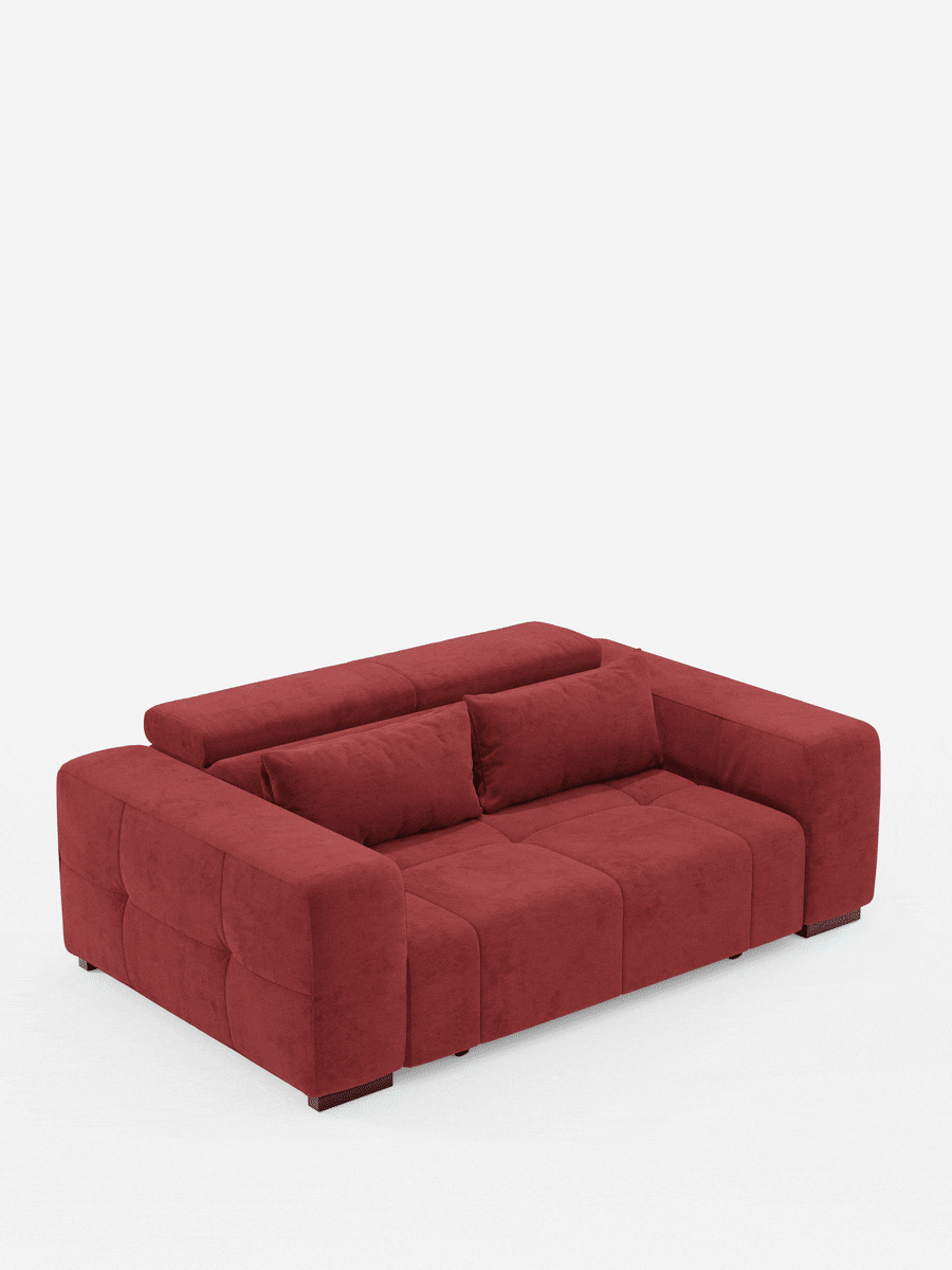 Il divano Monarch con funzione relax elettrica per l’allungamento delle sedute e poggiatesta reclinabile, rivestito in morbido tessuto smacchiabile T31 di Divani.Il modello Store, rivestito in tessuto rosso vivace, mette in mostra la sua versatilità come divano letto trasformabile: lo schienale è reclinabile e la seduta si allunga elettricamente, trasformandosi senza sforzo da un elegante divano a un comodo letto piano su uno sfondo bianco a tinta unita.
