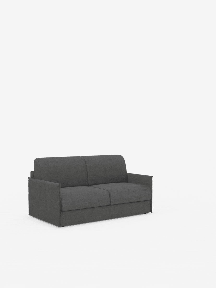 Un divano letto matrimoniale sfoderabile Evans di Divani.Store, in grigio scuro e dallo stile moderno, è posto al centro di uno sfondo bianco a tinta unita. Caratterizzato da braccioli e schienali dritti, linee pulite, morbidi cuscini di seduta e schienale, gambe invisibili e un design compatto con un pratico vano porta-cuscini in tessuto T23 facile da pulire, questo divano si integra perfettamente in qualsiasi ambiente. L’allestimento è minimale e privo di qualsiasi altro oggetto o elemento decorativo.
