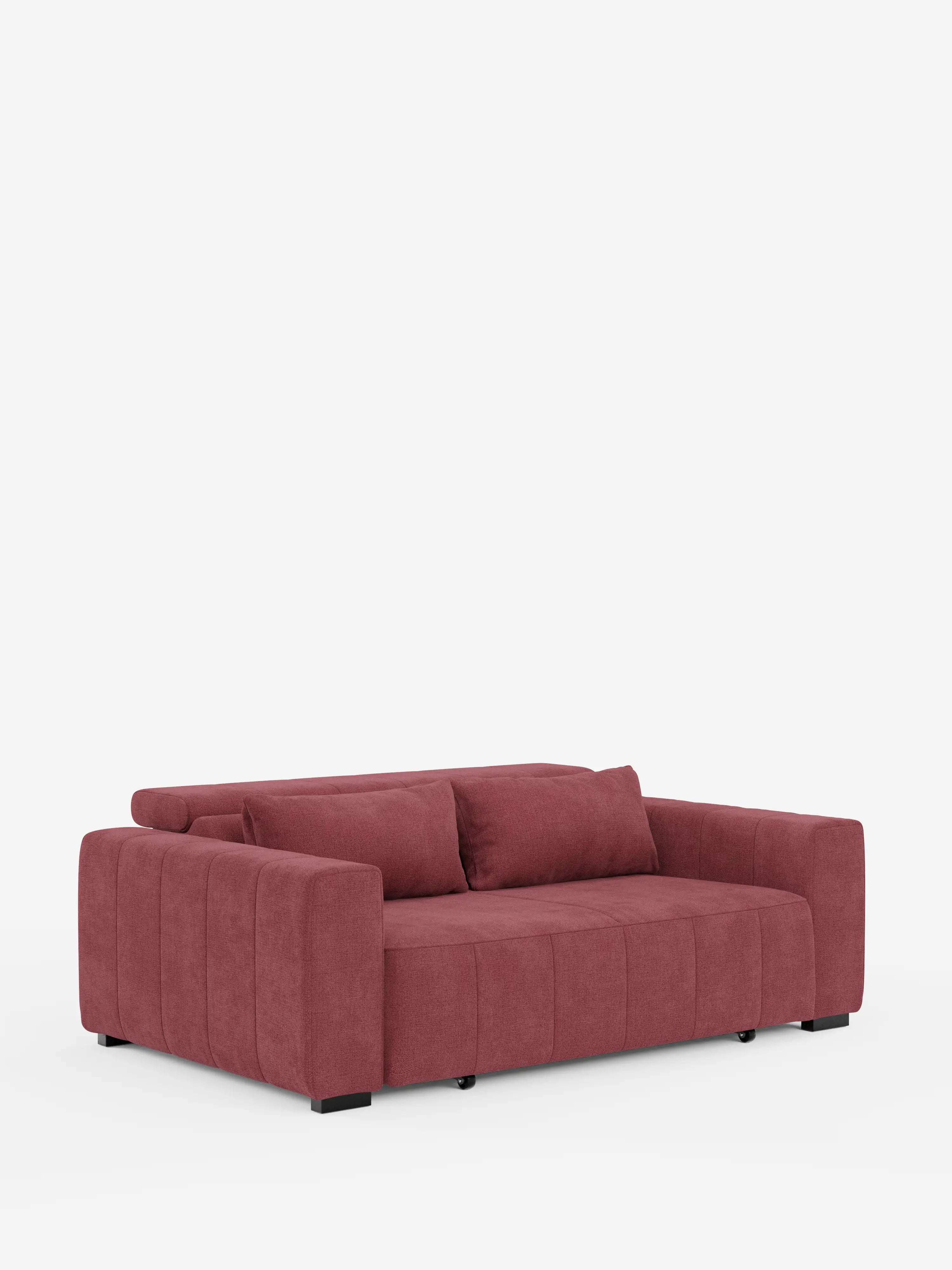 Un divano a 3 posti in stile dorico contemporaneo con sedute allungabili tramite meccanismo relax elettrico di Divani.Store, presentato in un ricco rosso intenso, caratterizzato da ampi braccioli, due cuscini rettangolari abbinati, piedini neri bassi e sottili cuciture verticali lungo i lati e la parte anteriore. Il design include un poggiatesta reclinabile ed è rivestito in tessuto T23 smacchiabile.