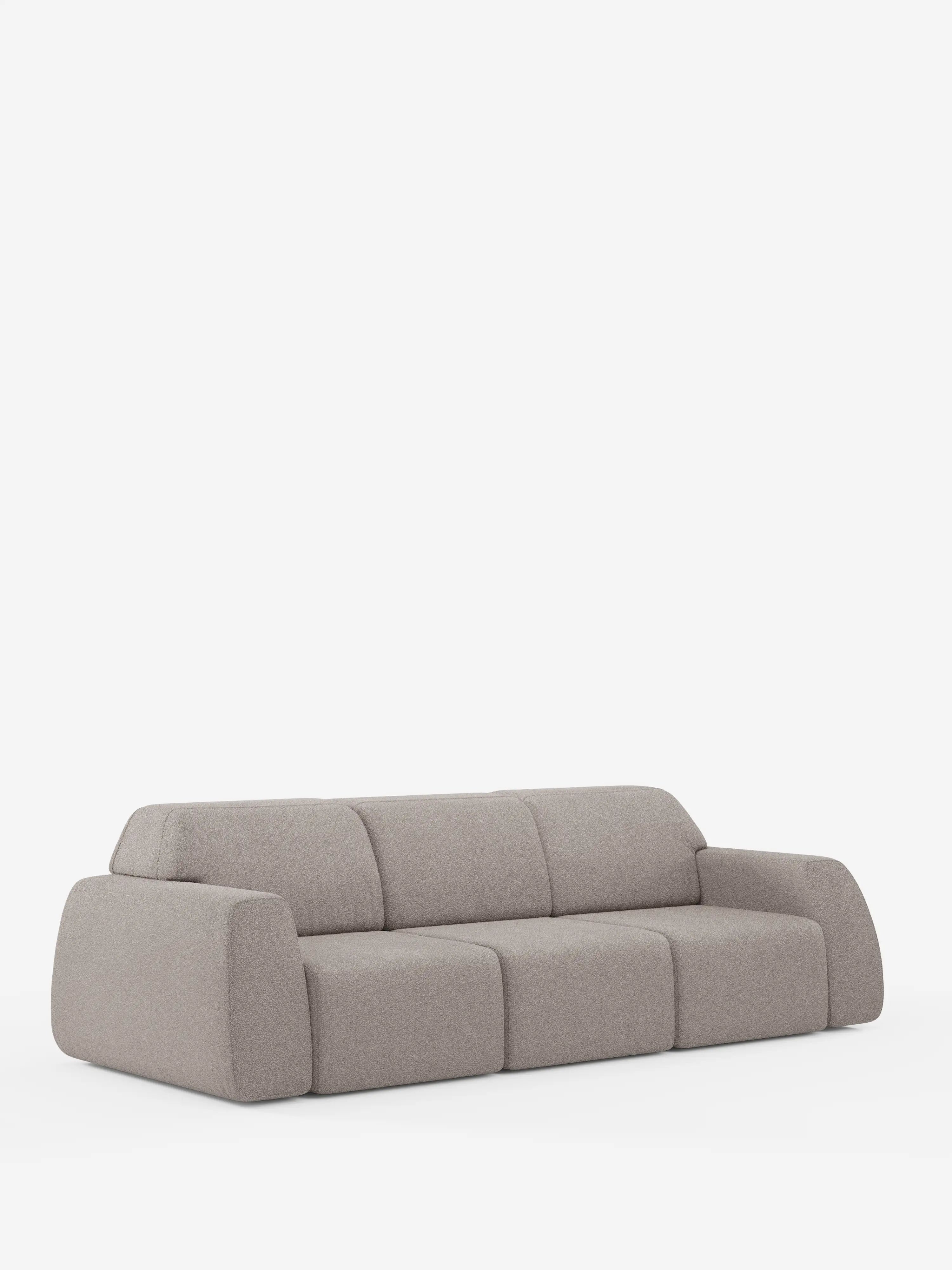 Il divano Orbit con 3 sedute scorrevoli e allungabili di Divani.Store è un divano a tre posti moderno e minimalista, rivestito in tessuto T33 effetto cotone grigio chiaro e resistente alle macchie. È caratterizzato da braccioli ampi e squadrati, cuscini profondi e un profilo basso e slanciato. Grazie al suo design sfoderabile, la pulizia e la manutenzione sono semplici. Su uno sfondo bianco a tinta unita, l’estetica pulita e contemporanea del divano risalta particolarmente.