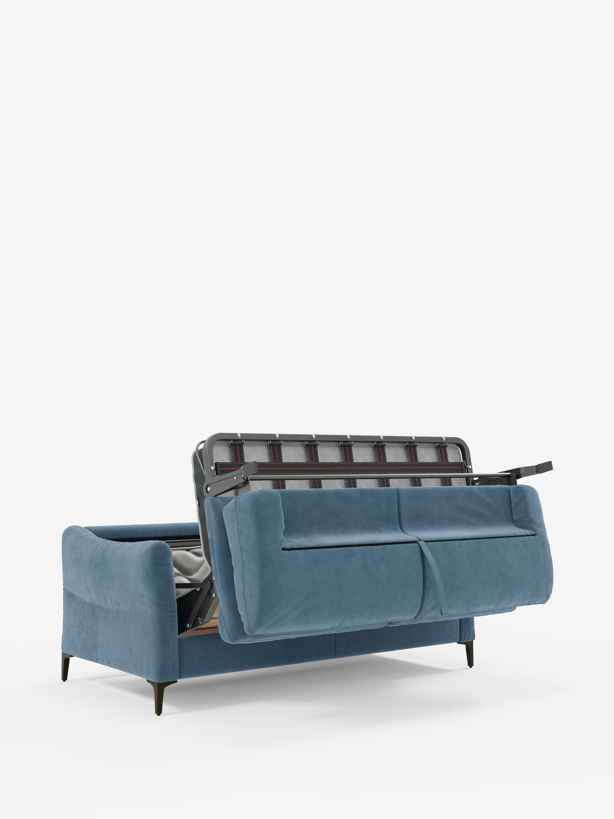 Il divano letto Dalia a 2, 3 e 4 posti con materasso H18 di Divani.Store è qui presentato nella versione in tessuto vellutino blu moderno smacchiabile T30, dotato di un meccanismo di estrazione parziale che rivela una robusta struttura in metallo e un comodo materasso. Il divano presenta braccioli arrotondati, una morbida trama simile al velluto e gambe corte in legno scuro, il tutto su uno sfondo bianco a tinta unita.
