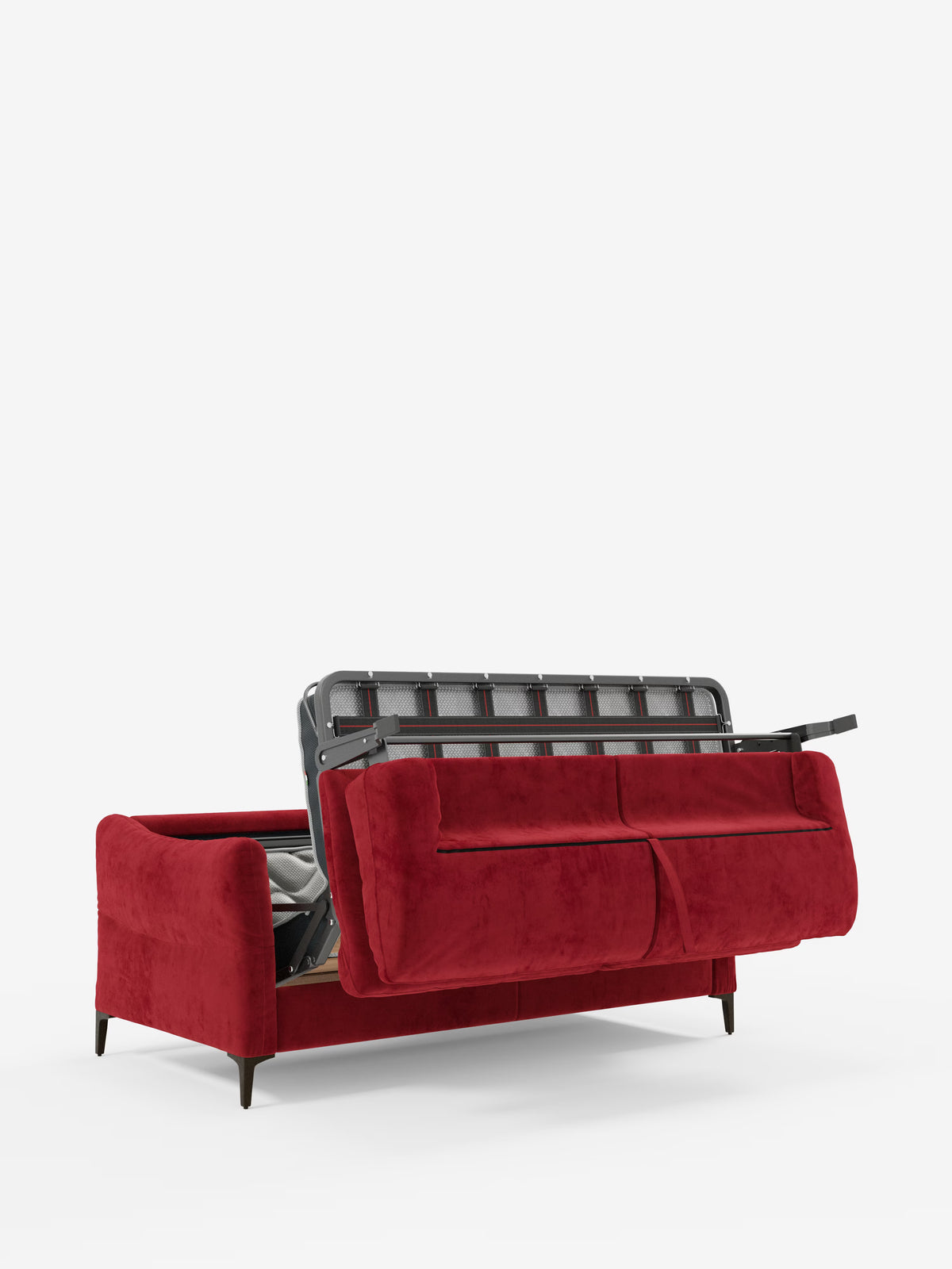 Il divano letto Dalia a 2, 3 e 4 posti con materasso H18, realizzato in moderno tessuto vellutato antimacchia T30 di Divani.Store, è raffigurato di retro, rivestito in velluto rosso con gambe in legno. Il divano letto è parzialmente aperto per mostrare la struttura metallica ripiegabile all’interno, mettendone in risalto la praticità e il comfort. Lo sfondo è bianco.