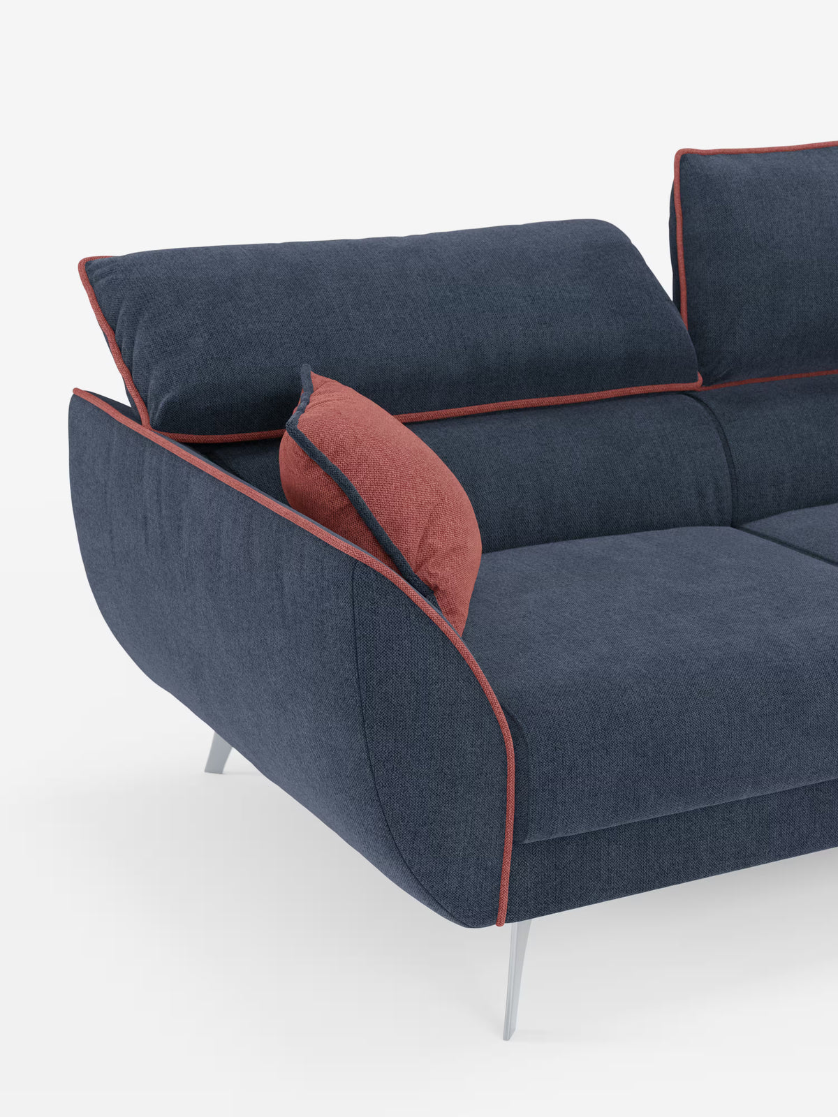 Vi presentiamo il divano Michelangelo a 2 e 3 posti con sedute allungabili e poggiatesta reclinabili di Divani.Store: un elegante divano bicolore realizzato in tessuto T23 blu intenso e resistente alle macchie. Il bordino a contrasto color rosso-marrone e i cuscini coordinati ne accentuano il design moderno, mentre le gambe angolate in metallo garantiscono stabilità e stile. I poggiatesta regolabili e le sedute allungabili offrono maggiore comfort e flessibilità. Un cuscino decorativo coordinato è
