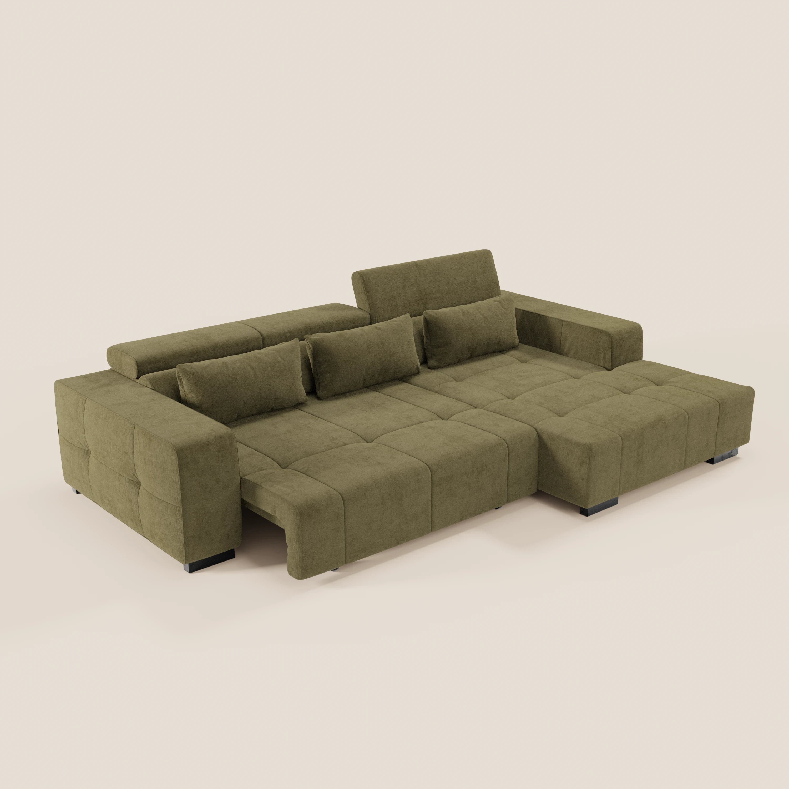 Il Monarch Divano angolare con penisola e Relax Elettrico di Divani.Store è caratterizzato da un morbido tessuto T31 antimacchia, poggiatesta reclinabili e sedili allungabili. Design moderno a basso profilo con ampi braccioli, su uno sfondo chiaro.