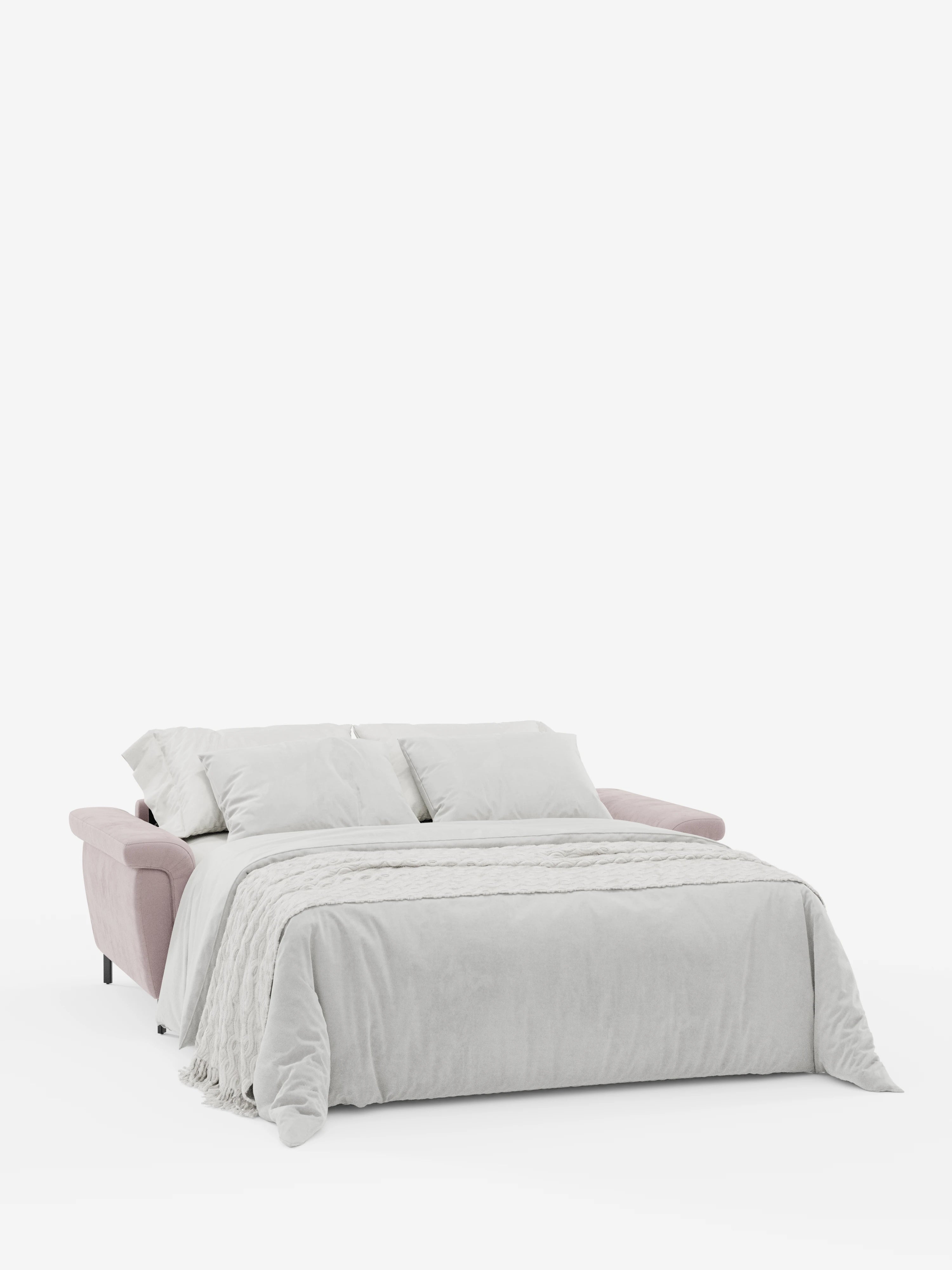 Il divano letto di design Capri, color grigio chiaro con piedini alti, di Divani.Store, è completamente estensibile e comprende due cuscini e un piumone coordinato. Il suo morbido rivestimento in tessuto effetto velluto smacchiabile T30 e i braccioli color malva chiaro risaltano sullo sfondo bianco a tinta unita, mettendo in risalto l’elegante lavorazione artigianale italiana e i poggiatesta reclinabili.