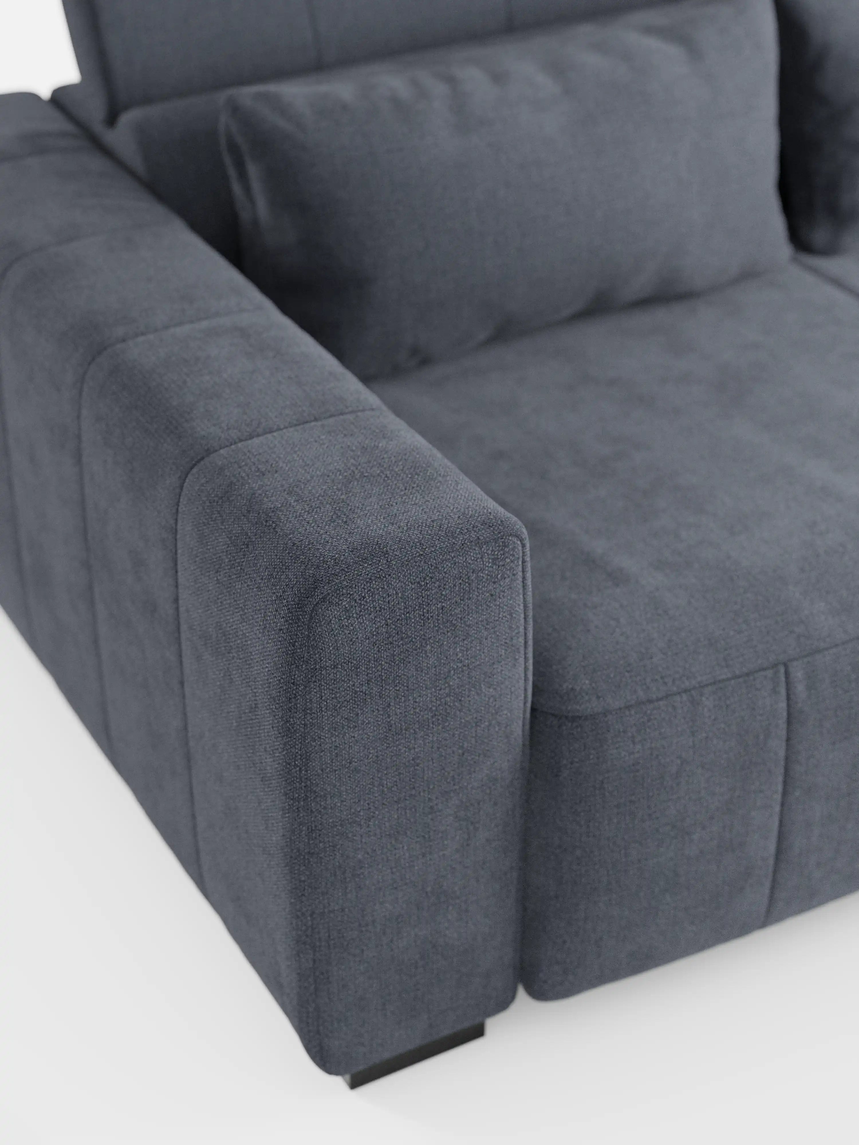 Un primo piano del “Doric Divano angolare con penisola e sedute allungabili con relax elettrico” di Divani.Store, caratterizzato da un design moderno in grigio scuro e rivestito in morbido tessuto T23 resistente alle macchie. Il divano è dotato di ampi braccioli, morbidi cuscini di seduta e schienale per il massimo comfort e poggiatesta regolabili. Su uno sfondo bianco, la sua superficie testurizzata ne esalta sia lo stile che la funzionalità.