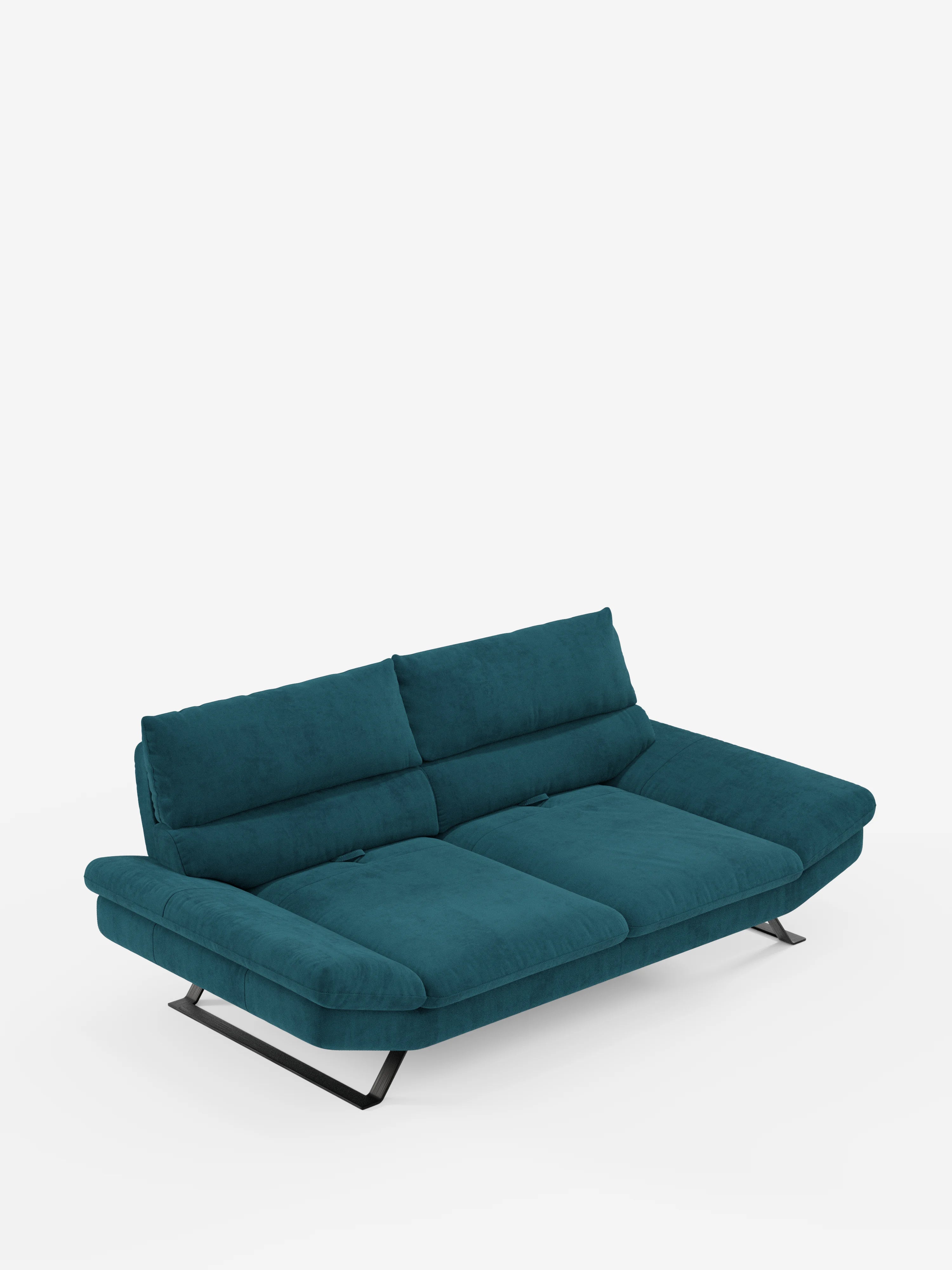Un moderno divano Eclipse a 2 e 3 posti di Divani.Store, rivestito in elegante microfibra T11 resistente alle macchie, su uno sfondo bianco. Caratterizzato da ampi braccioli, imbottitura morbida, cuscini di seduta trapuntati e schienali traslanti, questo divano contemporaneo color verde acqua presenta una silhouette slanciata e dal profilo basso, con base sospesa e gambe in metallo nero ad angolo accentuato.