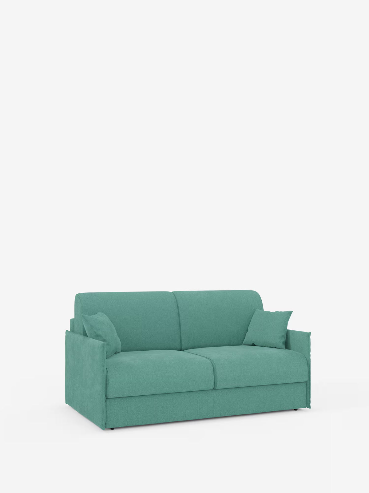 Un divano letto matrimoniale sfoderabile Evans color verde acqua di Divani.Store, caratterizzato da un design compatto con braccioli squadrati, due cuscini coordinati e un pratico vano porta-cuscini in tessuto T23 antimacchia, presentato su uno sfondo bianco a tinta unita.
