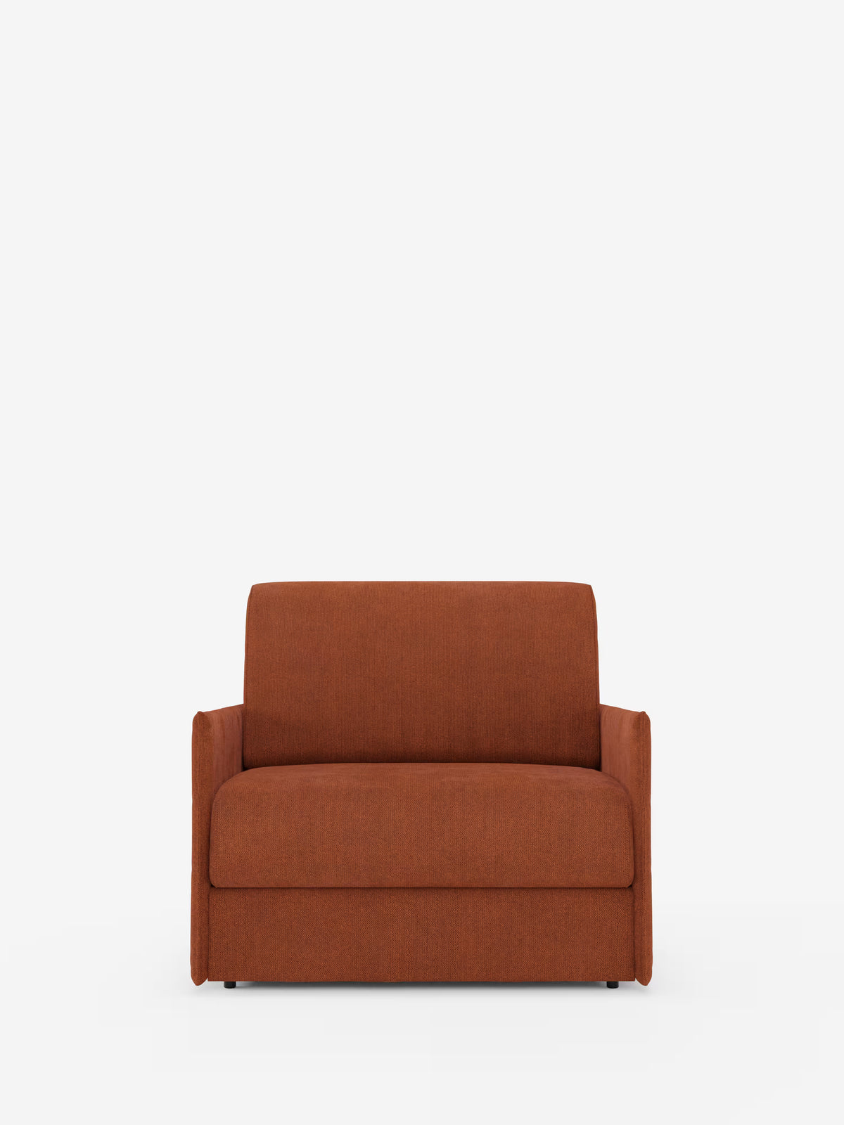 Una poltrona letto compatta e moderna della linea Evans con materasso sfoderabile in tessuto antimacchia T23 di Divani.Store, caratterizzata da braccioli dritti e rivestita in tessuto color ruggine e antimacchia, è posizionata al centro su uno sfondo bianco a tinta unita. Il suo design minimalista — senza gambe visibili né decorazioni — esalta la semplicità funzionale, rendendola la poltrona letto salvaspazio perfetta per gli spazi abitativi di piccole dimensioni.