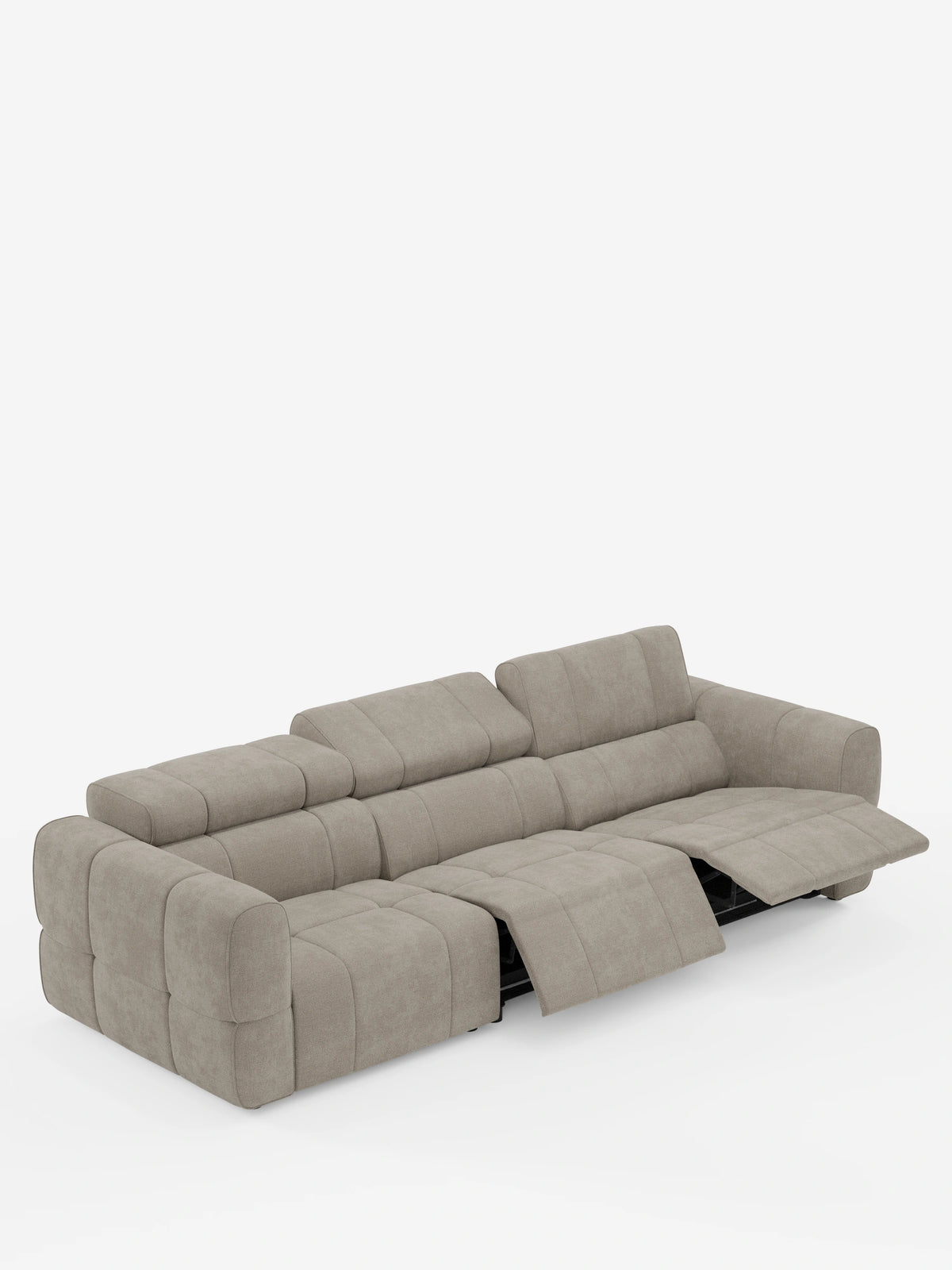 Un moderno divano modulare Giotto a 4 posti color beige, con poggiatesta reclinabili e funzione relax elettrica opzionale, rivestito in tessuto smacchiabile T23, caratterizzato da un rivestimento a griglia trapuntata, poggiatesta regolabili e due poggiapiedi parzialmente reclinabili.