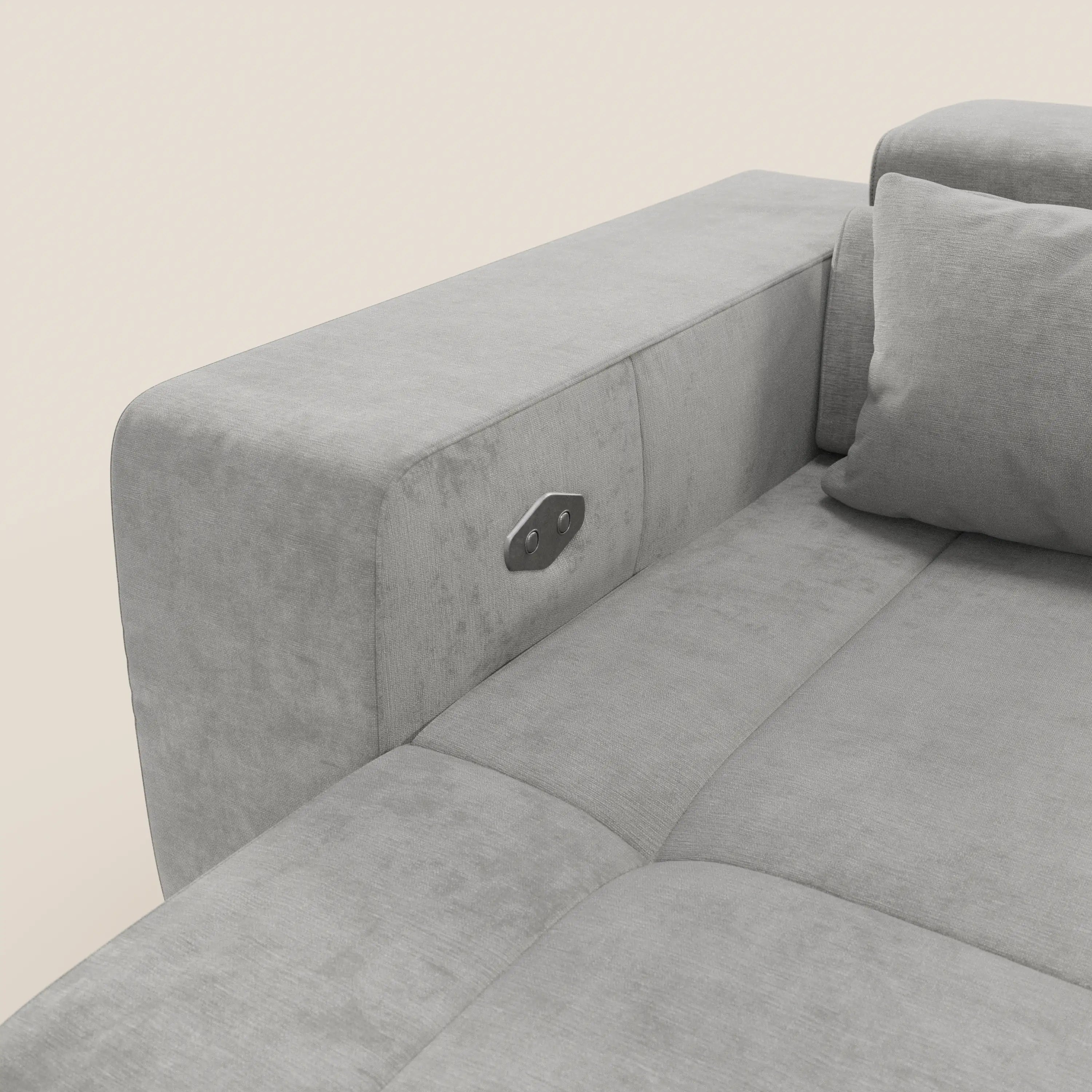 Monarch Divano angolare con penisola e Relax Elettrico per allungamento sedute - Poggiatesta Reclinabili in tessuto morbido smacchiabile T31 - divani.store
