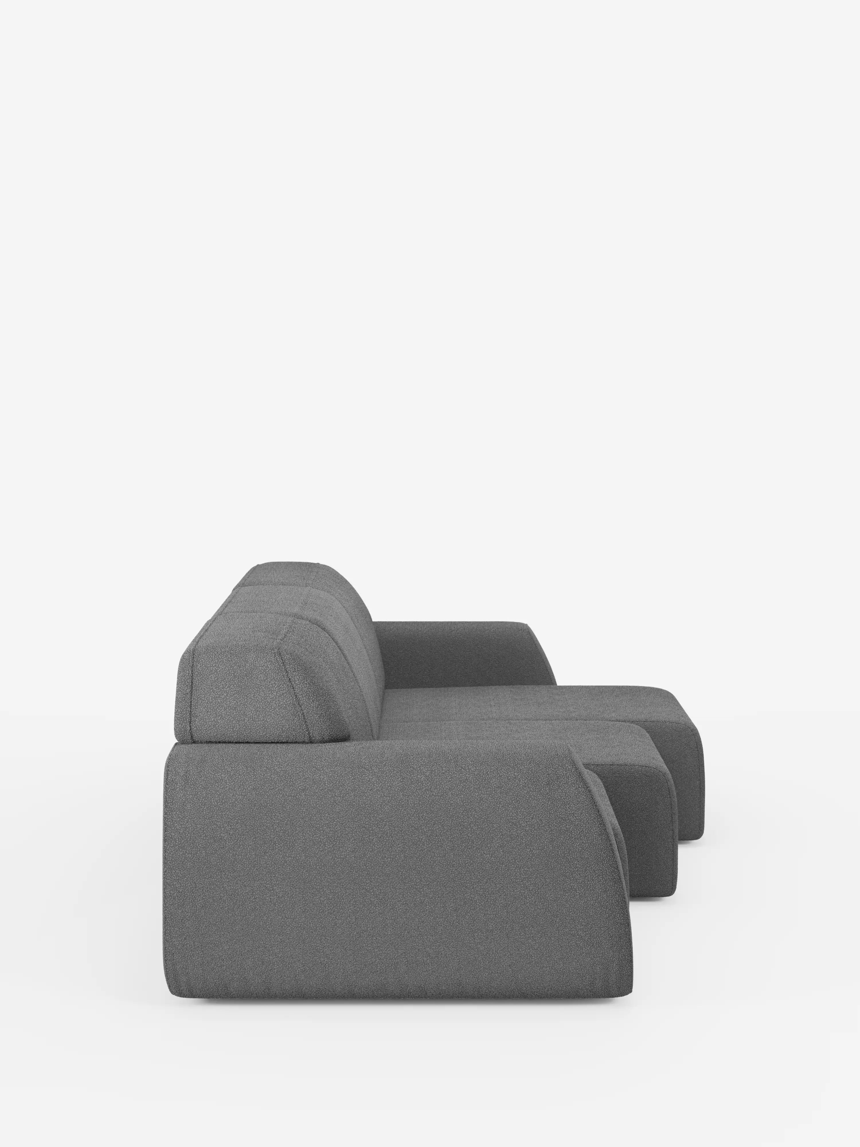 Il divano Orbit, un modello moderno e minimalista in tessuto grigio, con 3 sedute scorrevoli ed estensibili in tessuto effetto cotone smacchiabile T33 di Divani.Store, è ripreso di profilo e presenta braccioli angolati e uno schienale basso. Con le sue linee pulite e squadrate e le sedute scorrevoli ed estensibili regolabili indipendentemente per un comfort personalizzabile, questo divano sfoderabile spicca su uno sfondo bianco a tinta unita.