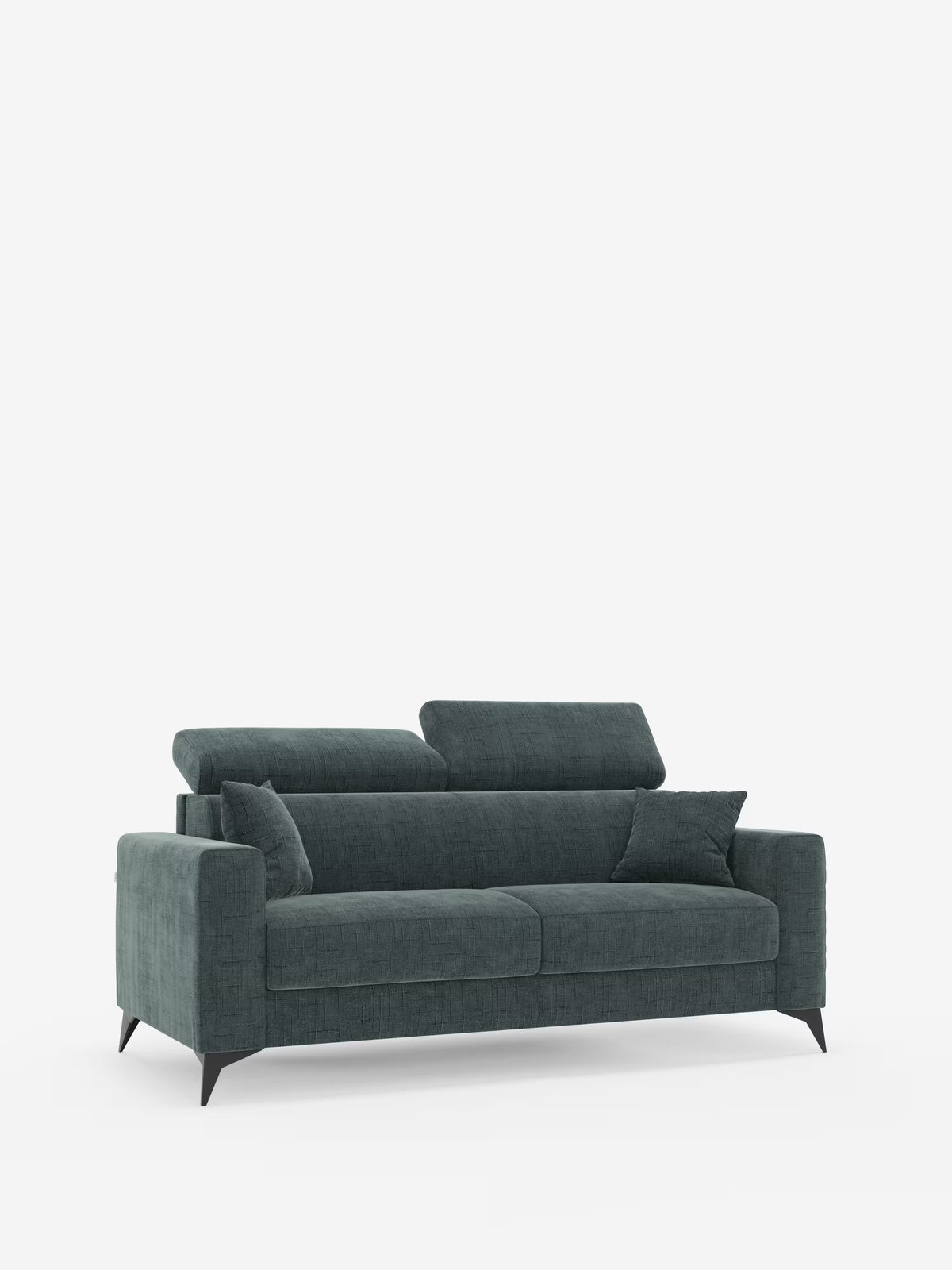 Divano letto matrimoniale Pegaso di Divani.Store in tessuto jacquard color verde acqua scuro resistente alle macchie, dotato di poggiatesta regolabili, braccioli squadrati e sottili gambe nere angolate. È corredato da due cuscini quadrati coordinati ed è presentato su uno sfondo bianco a tinta unita per un look minimalista e pulito.