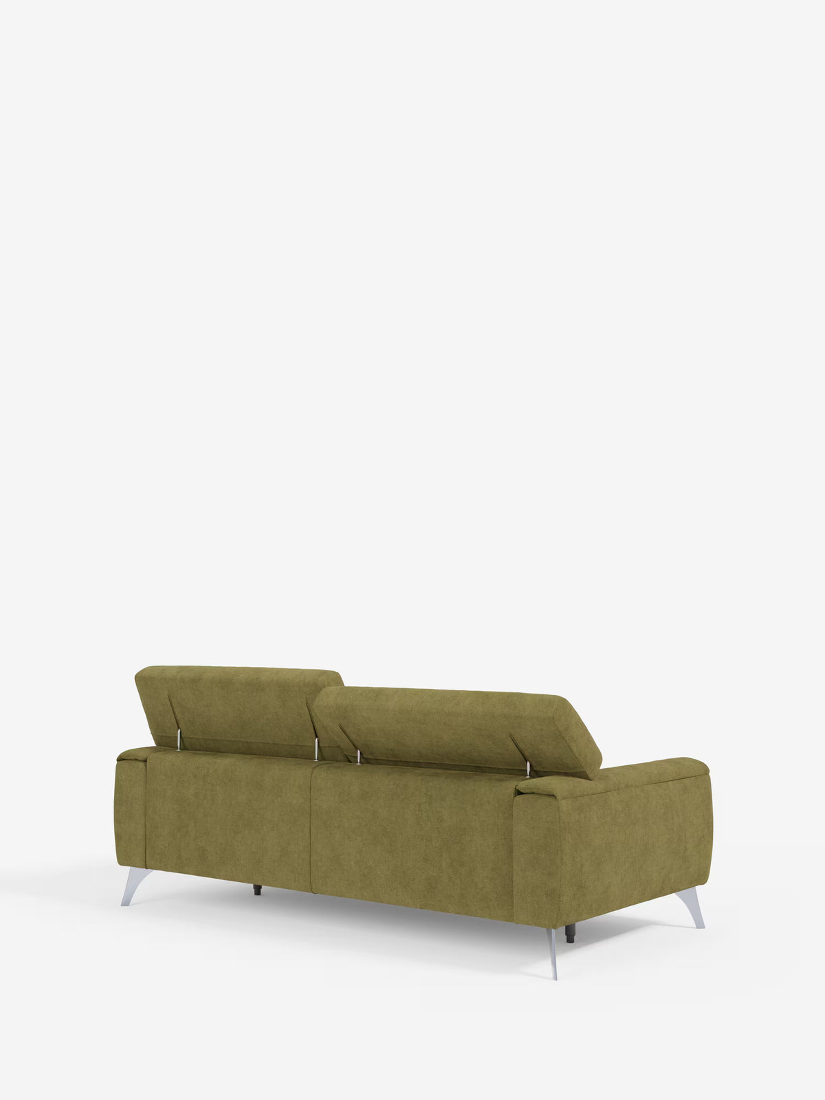 Un divano contemporaneo Caravaggio a 2 e 3 posti di Divani.Store, rivestito in elegante tessuto T31 resistente alle macchie color verde oliva, è raffigurato nella vista posteriore. Questo divano moderno è dotato di poggiatesta regolabili, rivestimento liscio, linee pulite e poggia su quattro gambe angolate in metallo argentato. Lo sfondo bianco a tinta unita mette in risalto il design slanciato e l’estetica contemporanea di questo elegante divano lineare.