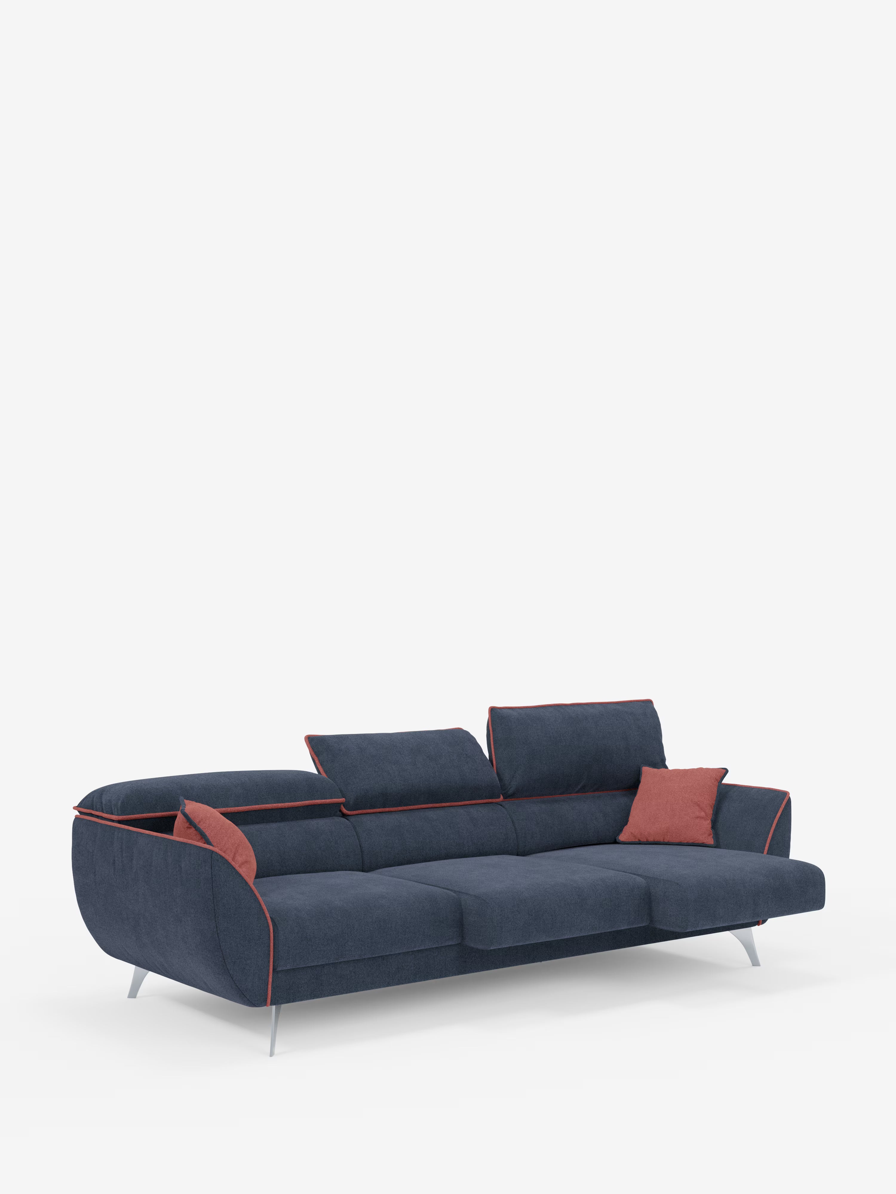 Scopri il lusso contemporaneo del divano Michelangelo 4 Posti bicolore di Divani.Store: un moderno divano blu navy a quattro posti, impreziosito da bordature color corallo e da sottili gambe argentate. Questo elegante divano è dotato di tre sedute estensibili, poggiatesta regolabili, tre cuscini dello schienale e due cuscini decorativi coordinati color corallo. Rivestito in tessuto T23 antimacchia, qui è presentato su uno sfondo bianco a tinta unita.