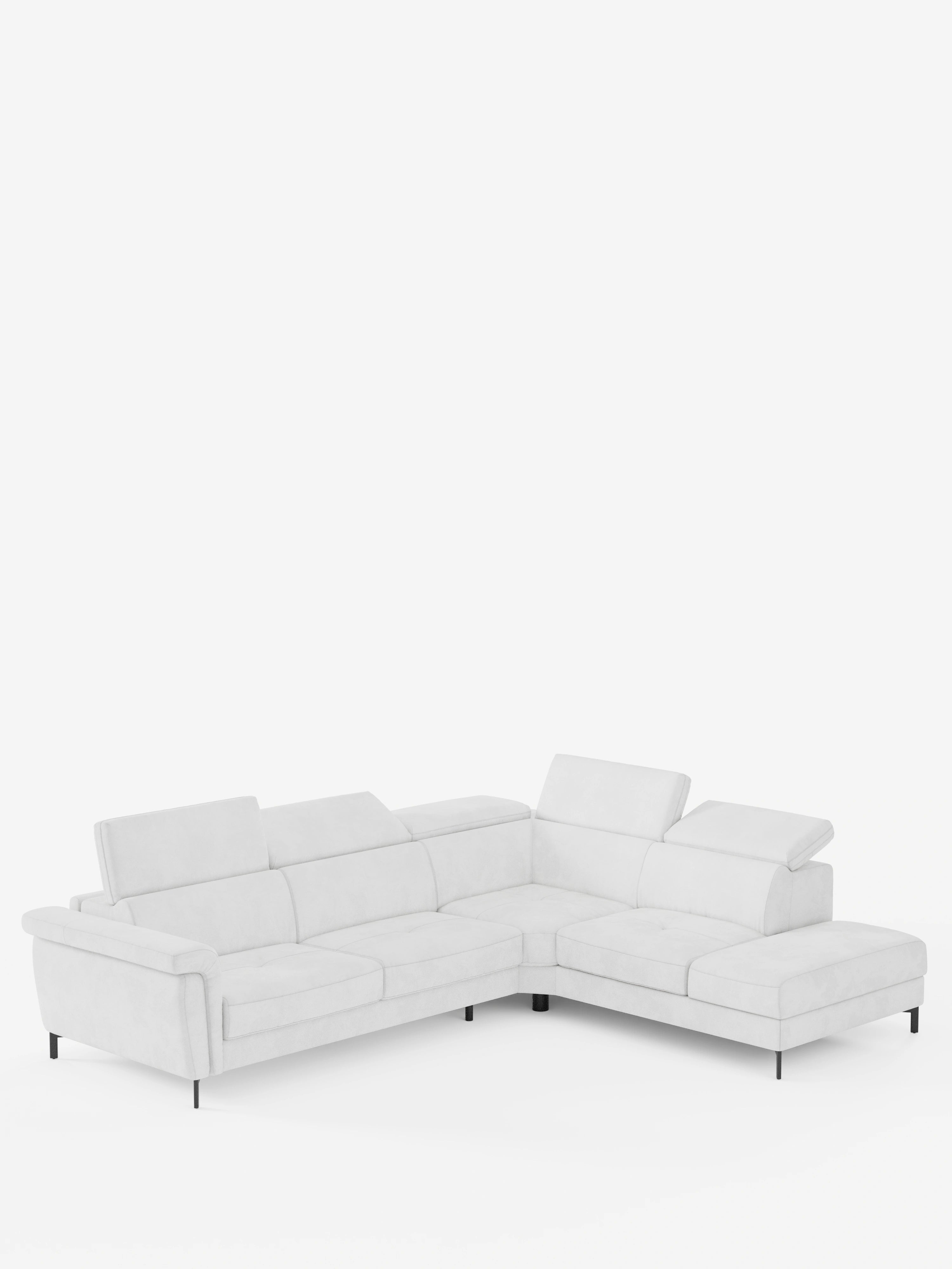 Il divano letto angolare Capri con poggiatesta reclinabili e materasso ad alte prestazioni in tessuto vellutino smacchiabile T30 di Divani.Store è un moderno divano componibile bianco a forma di L, o divano angolare, caratterizzato da poggiatesta regolabili ed eleganti gambe sottili nere, presentato su uno sfondo bianco a tinta unita. Questo complemento d’arredo incarna il design moderno, perfettamente adatto agli spazi abitativi contemporanei.