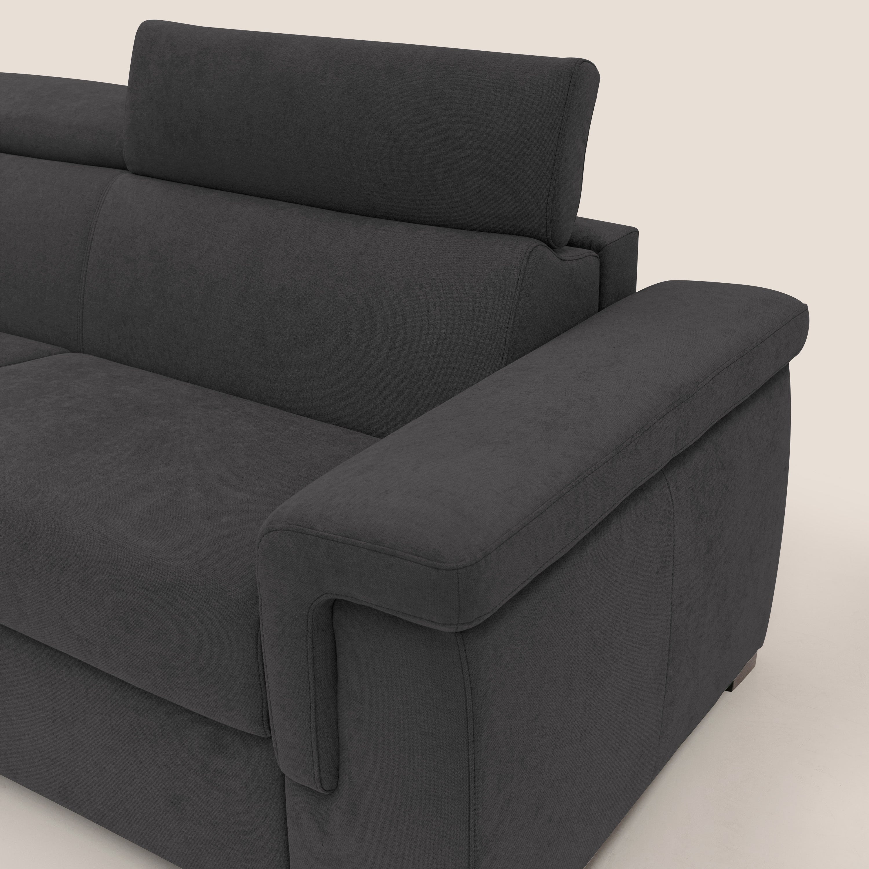 Giunone divano letto con materasso alto 18 cm e poggiatesta reclinabili in tessuto impermeabile T02 nero - divani.store