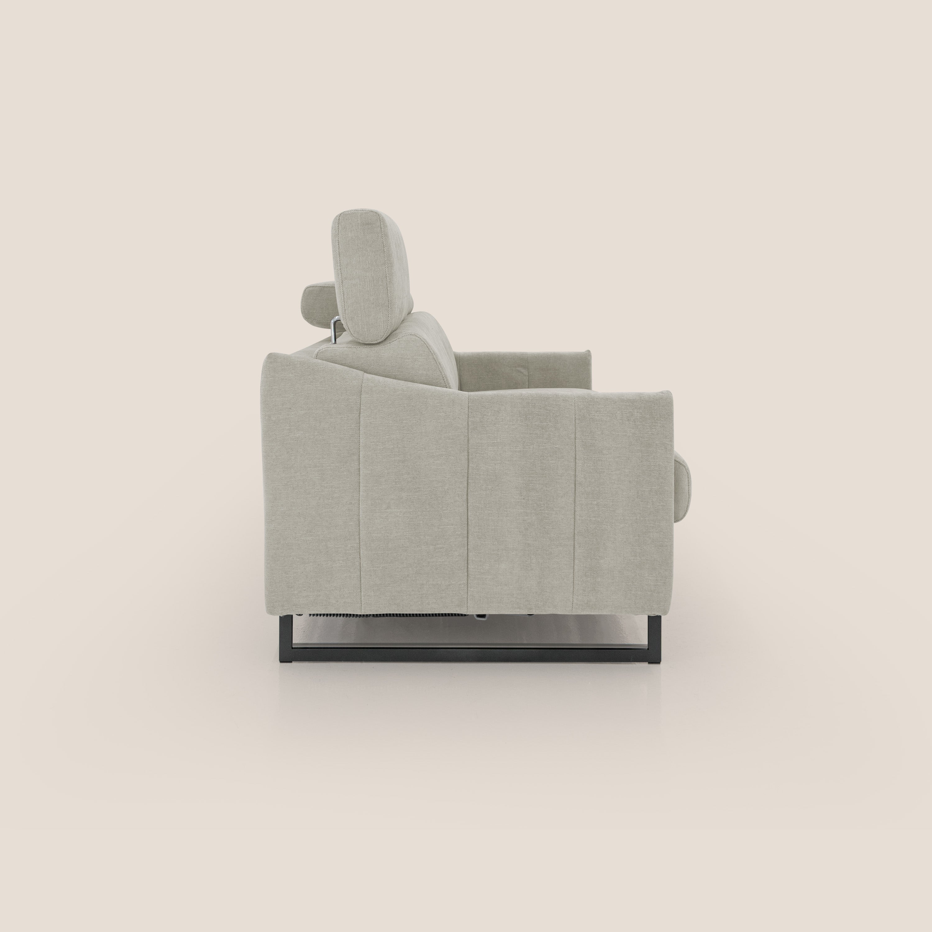 Loto divano letto salvaspazio materasso H18 cm con piedi alti in morbido tessuto impermeabile T14 panna - divani.store