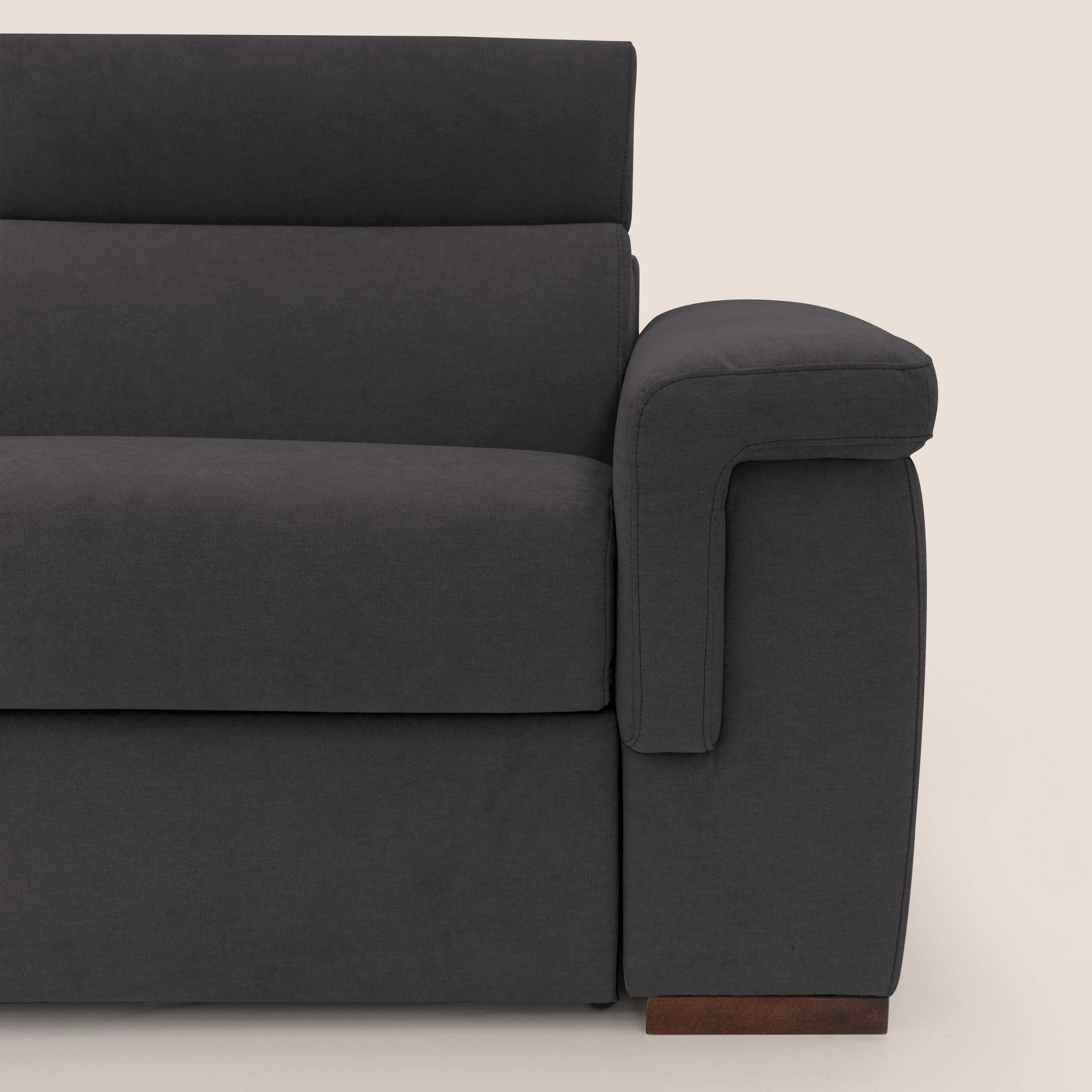 Giunone divano letto con materasso alto 18 cm e poggiatesta reclinabili in tessuto impermeabile T02 nero - divani.store