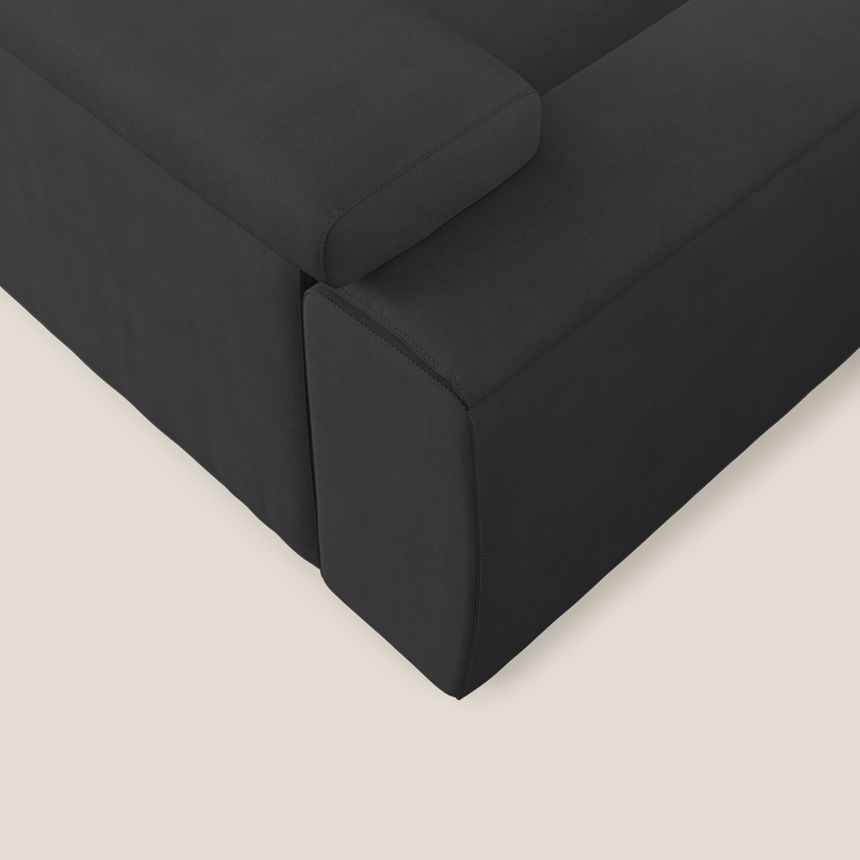 Zeno Divano con pouf estraibile poggiapiedi in tessuto morbido impermeabile T02 nero - divani.store