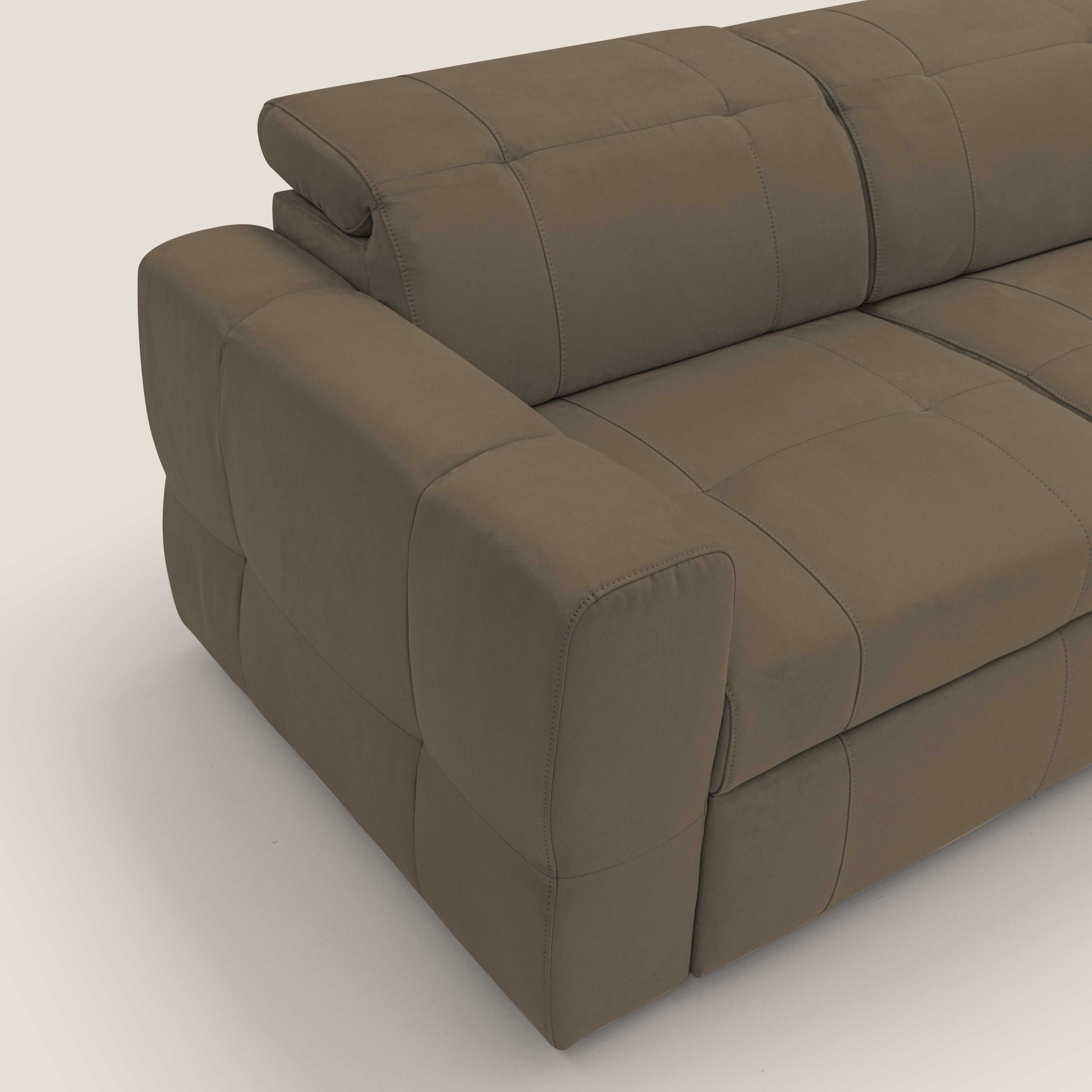 Kronos Divano angolare con poggiapiedi estraibile e pouf contenitore mobile in microfibra impermeabile T11 marrone - divani.store
