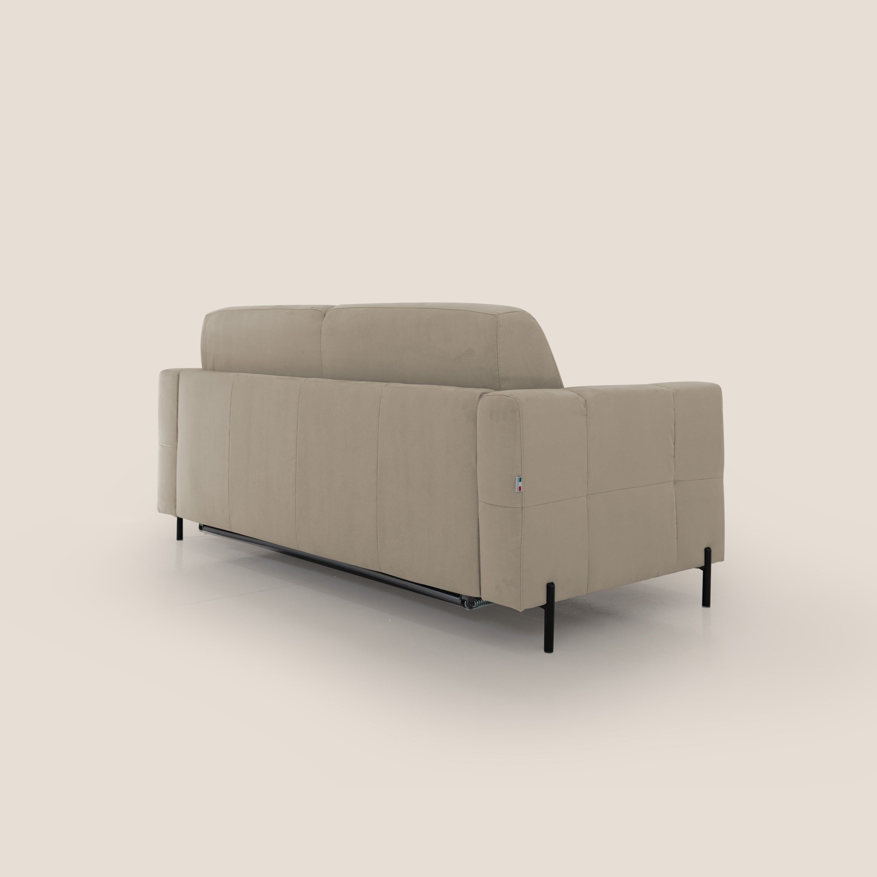 Ortensia divano letto materasso H18 cm con piedi alti in elegante microfibra smacchiabile T11 tortora - divani.store