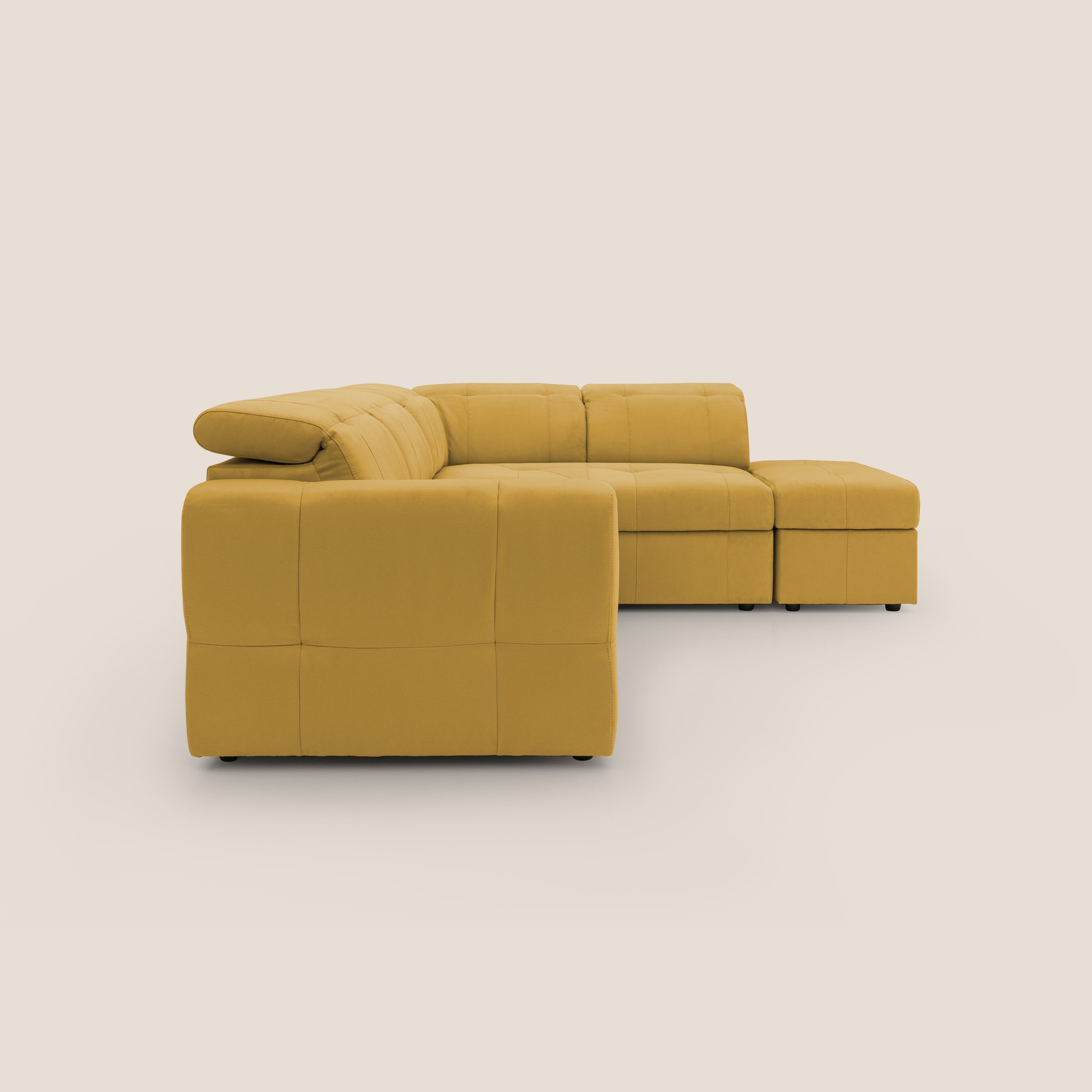 Kronos Divano angolare con poggiapiedi estraibile e pouf contenitore mobile in microfibra impermeabile T11 giallo - divani.store