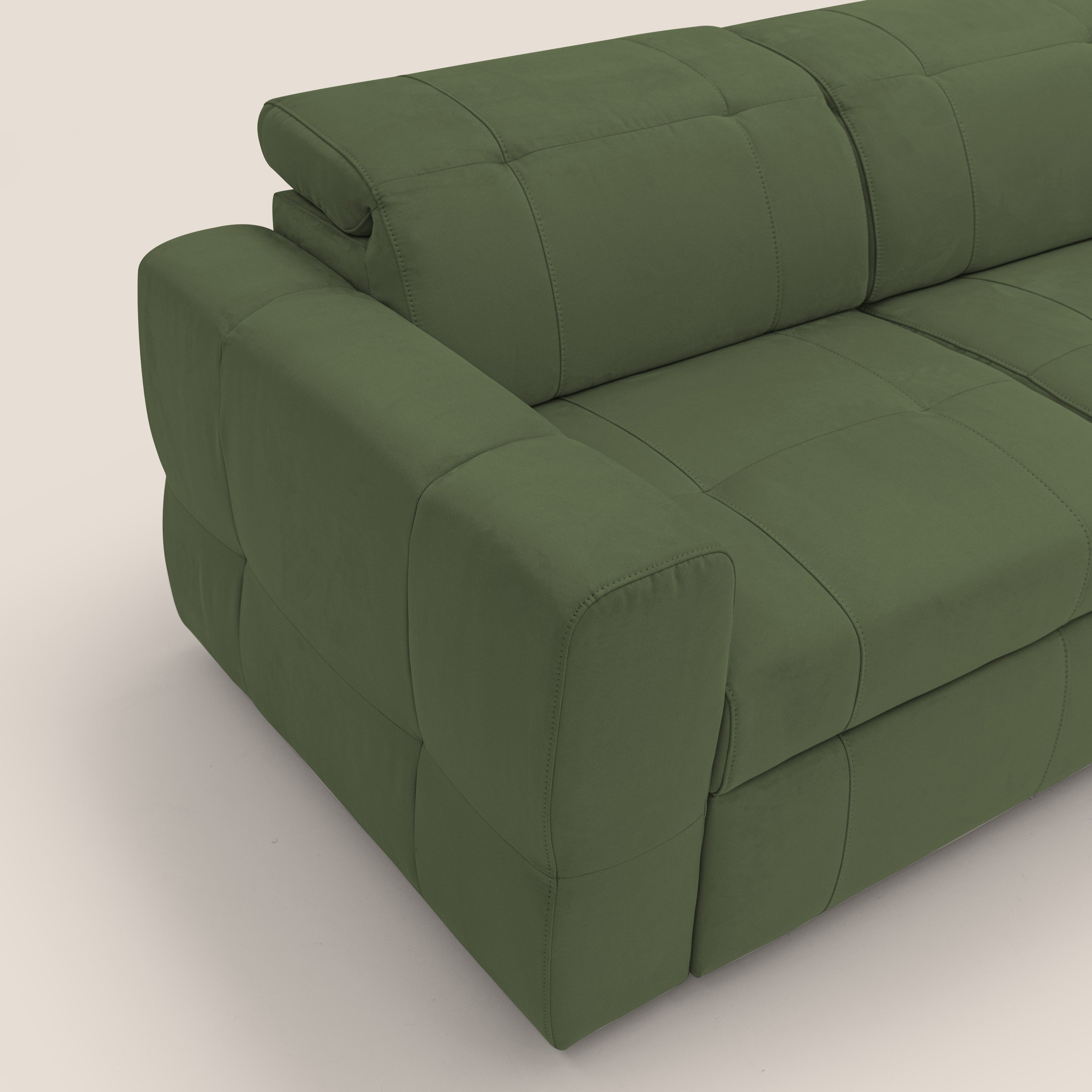 Kronos Divano angolare con pouf estraibile e penisola contenitore in microfibra impermeabile T11 verde - divani.store