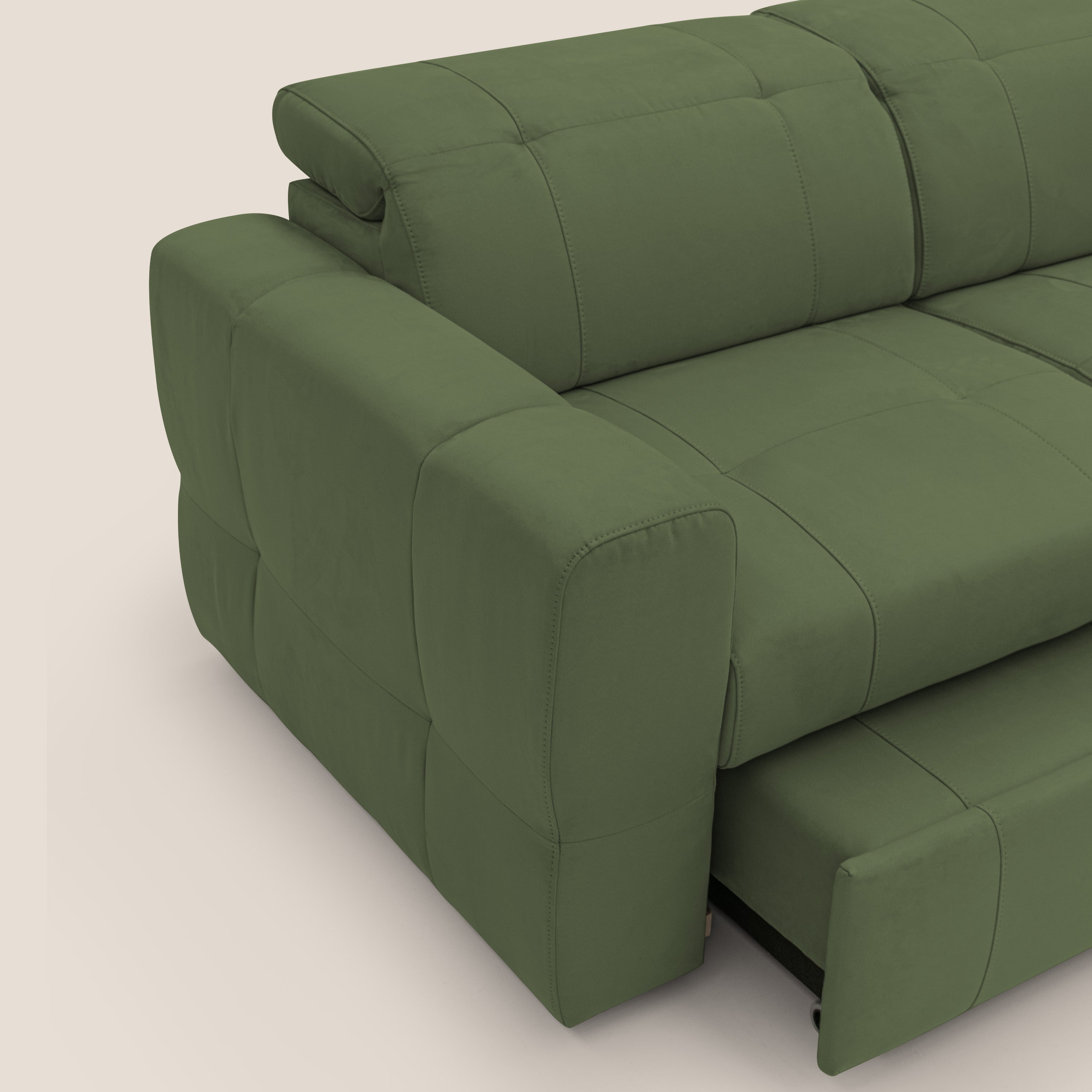 Kronos Divano angolare con pouf estraibile e penisola contenitore in microfibra impermeabile T11 verde - divani.store