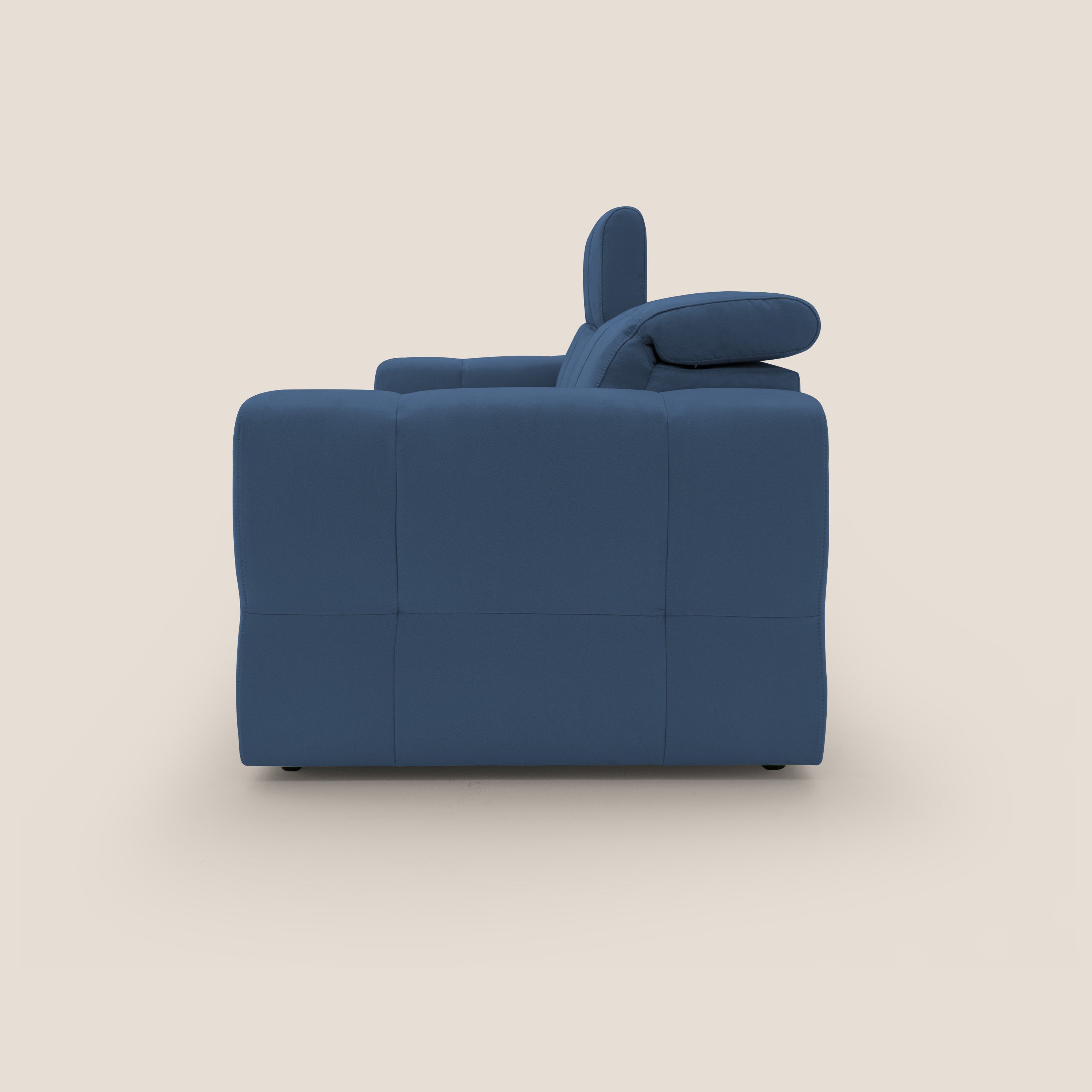 Kronos Divano con pouf estraibile poggiapiedi e poggiatesta reclinabili in morbida microfibra impermeabile T11 blu - divani.store