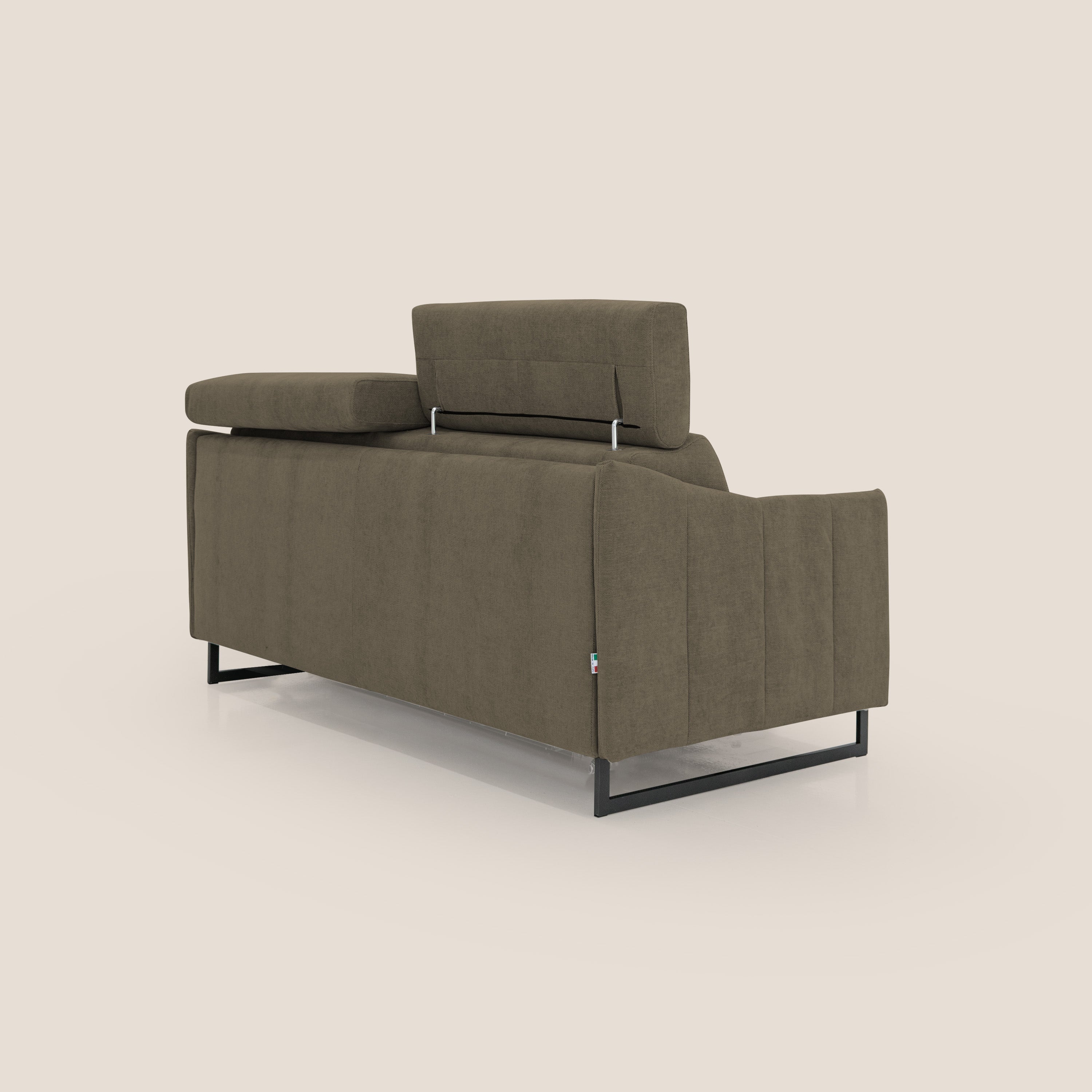 Loto divano letto salvaspazio materasso H18 cm con piedi alti in morbido tessuto impermeabile T14 marrone - divani.store