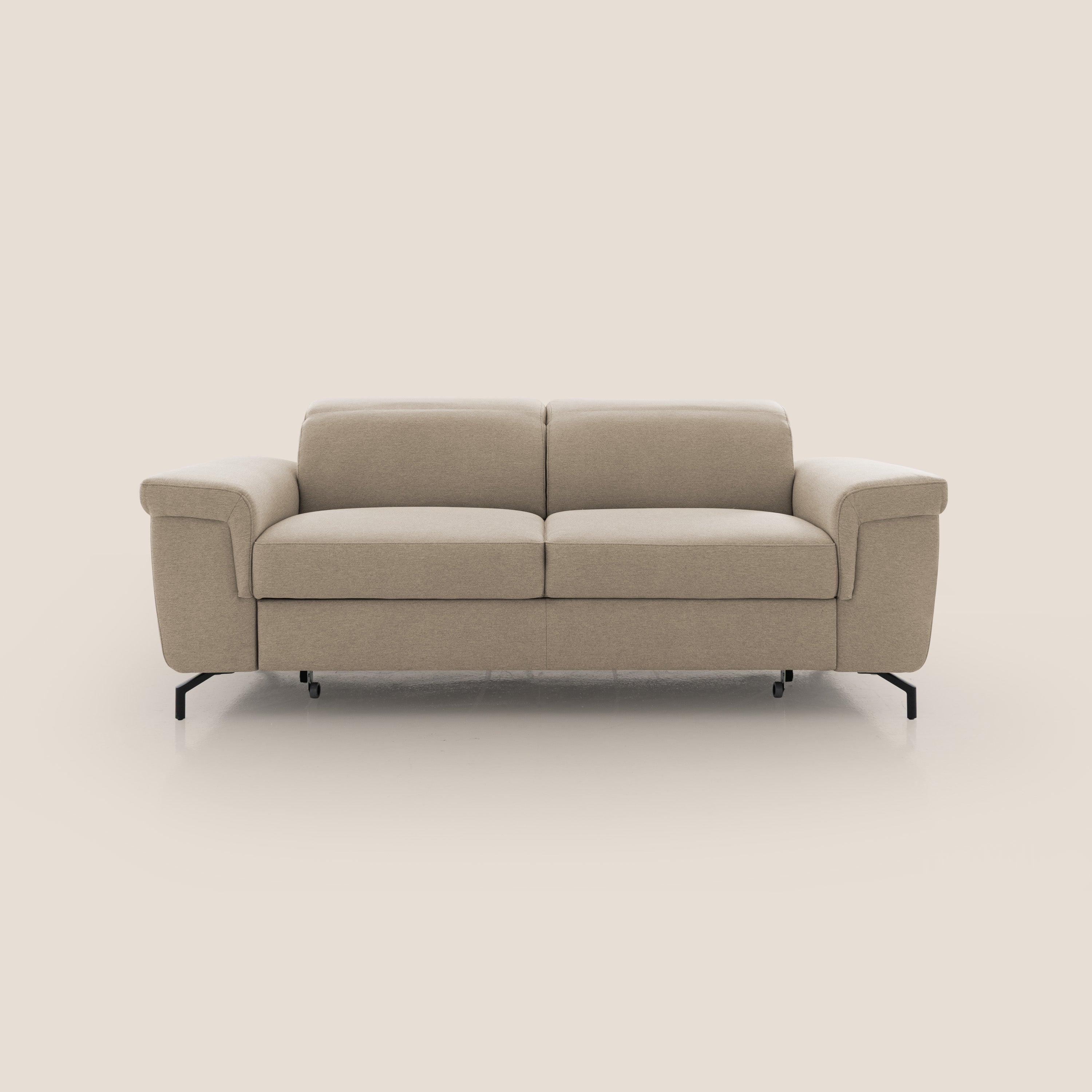 Aisha Divano con poggiapiedi estraibile piedini alti e poggiatesta reclinabili in tessuto Smacchiabile T05 beige - divani.store