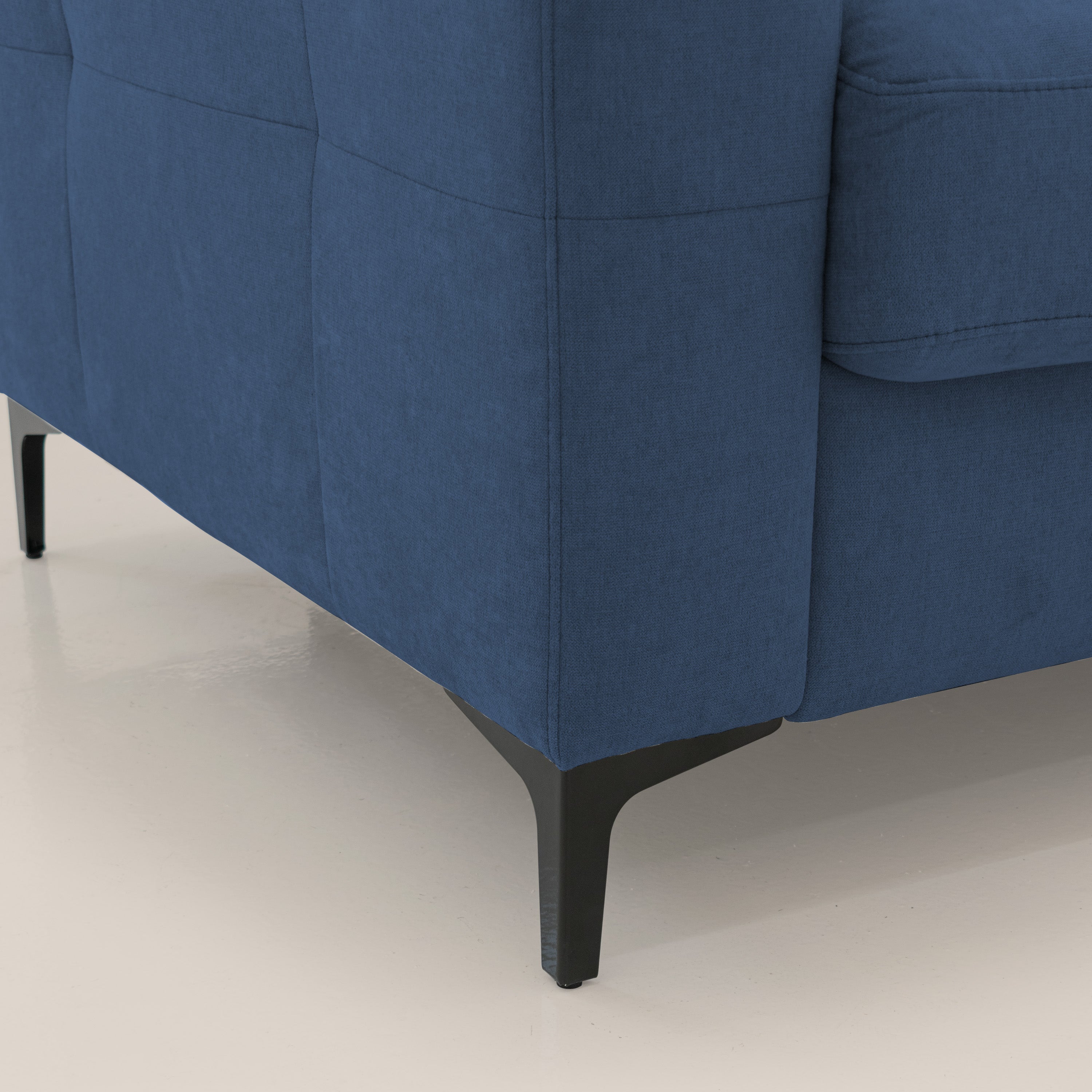 Gardenia divano letto materasso alto 18 cm con poggiatesta reclinabili e rivestimento impermeabile T02 blu - divani.store