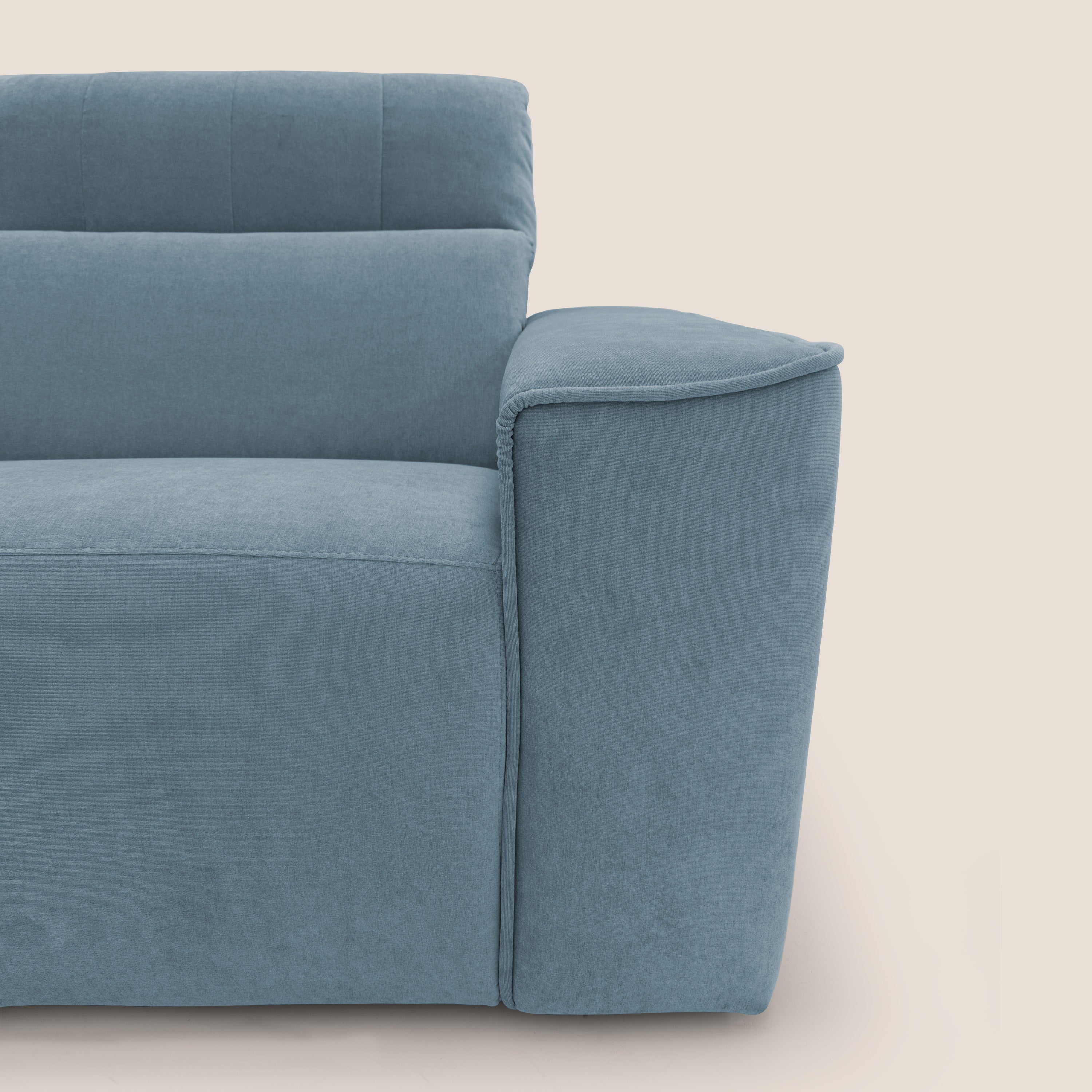 Clark Divano angolare con opzione relax elettrico in tessuto smacchiabile impermeabile T17 carta da zucchero - divani.store
